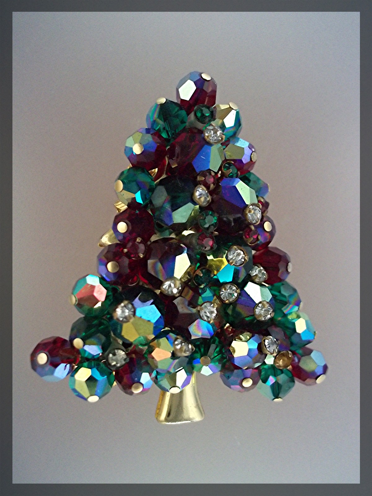 Christmas Pin Borealis Rivoli Vintage Crystal ....