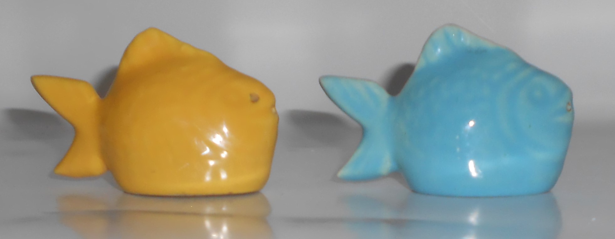 Bauer Pottery Chicken of The Sea Turquoise & Yellow Sal
