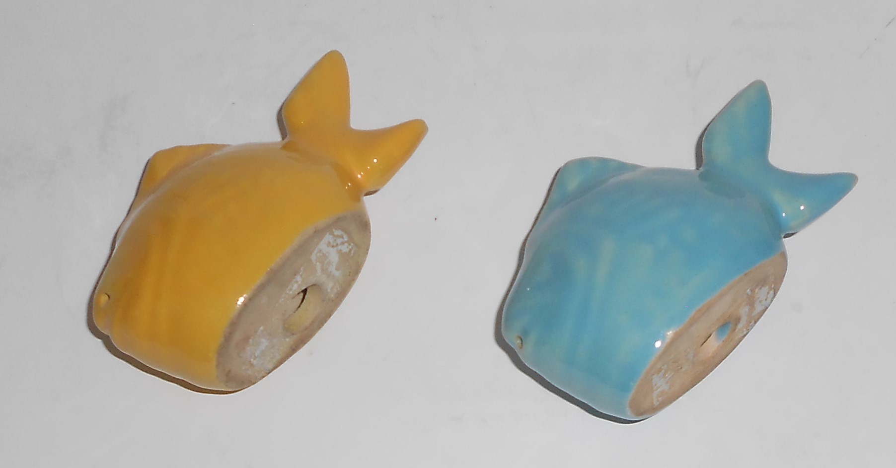 Bauer Pottery Chicken of The Sea Turquoise & Yellow Sal