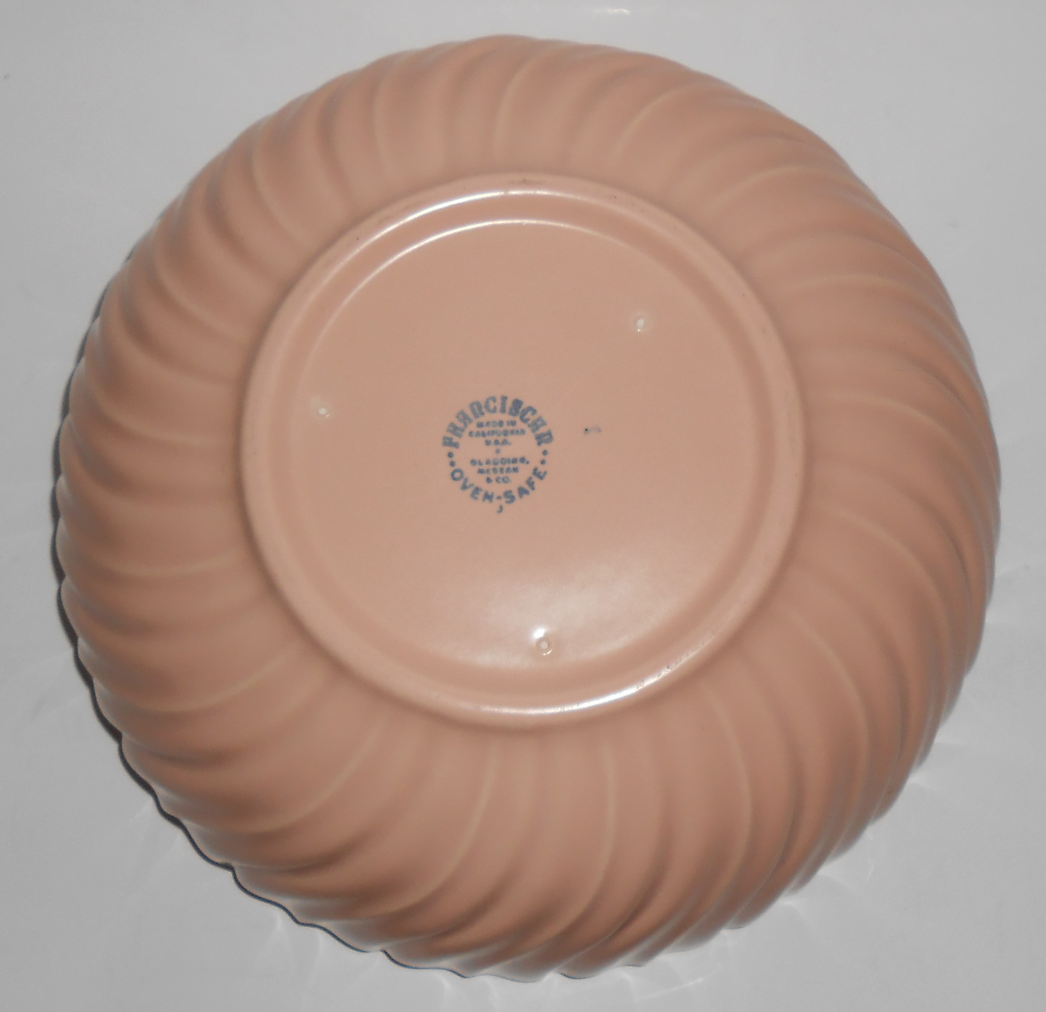 Franciscan Pottery Coronado Satin Coral Salad Bowl Mint