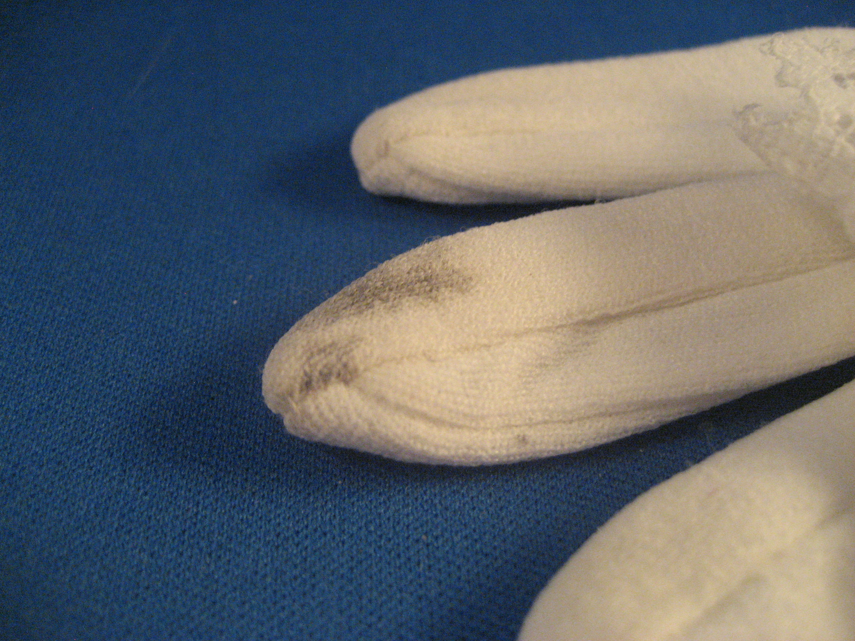 Gilrs White Gloves