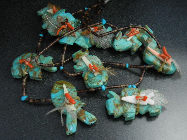 Native Ameican Turquoise Hand Carved Fetish Heishi Neck