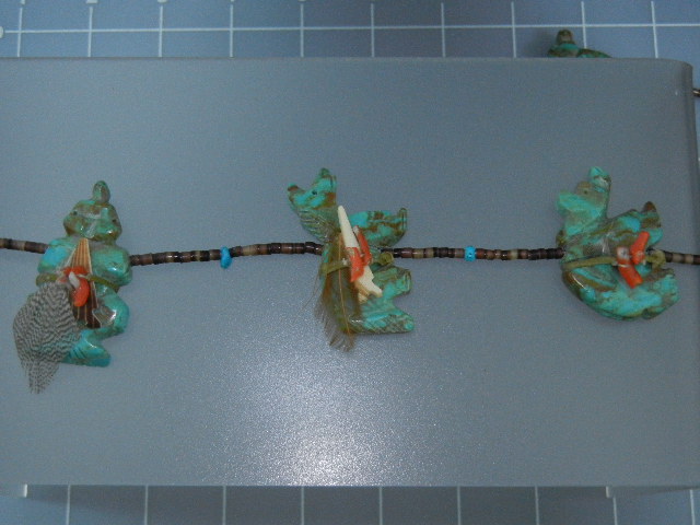Native Ameican Turquoise Hand Carved Fetish Heishi Neck