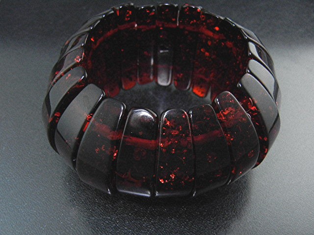 Cherry Amber Wide Expanda 122 Grams Bracelet