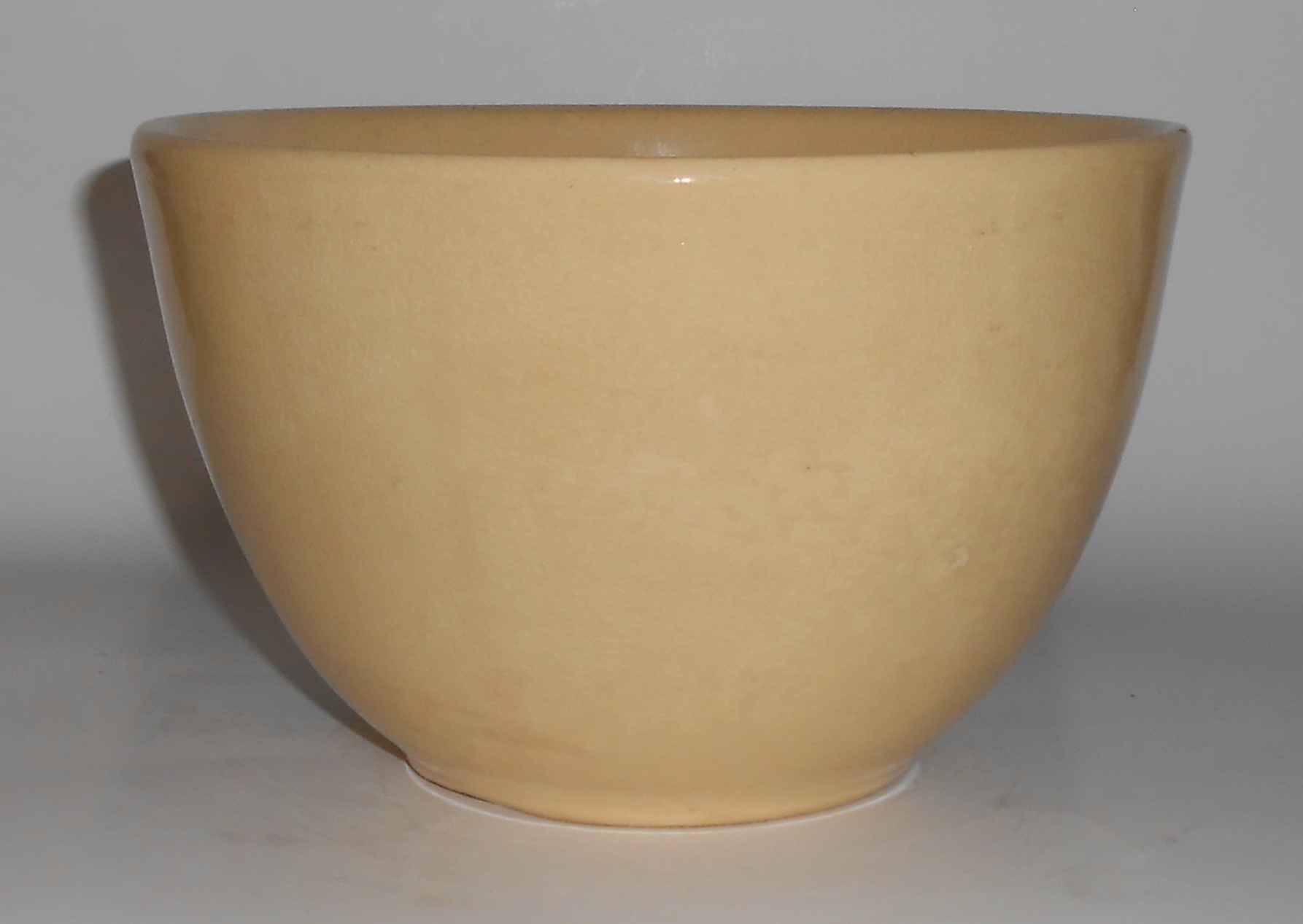 Vintage Watt Pottery Apple #64 Deep Mixing Bowl