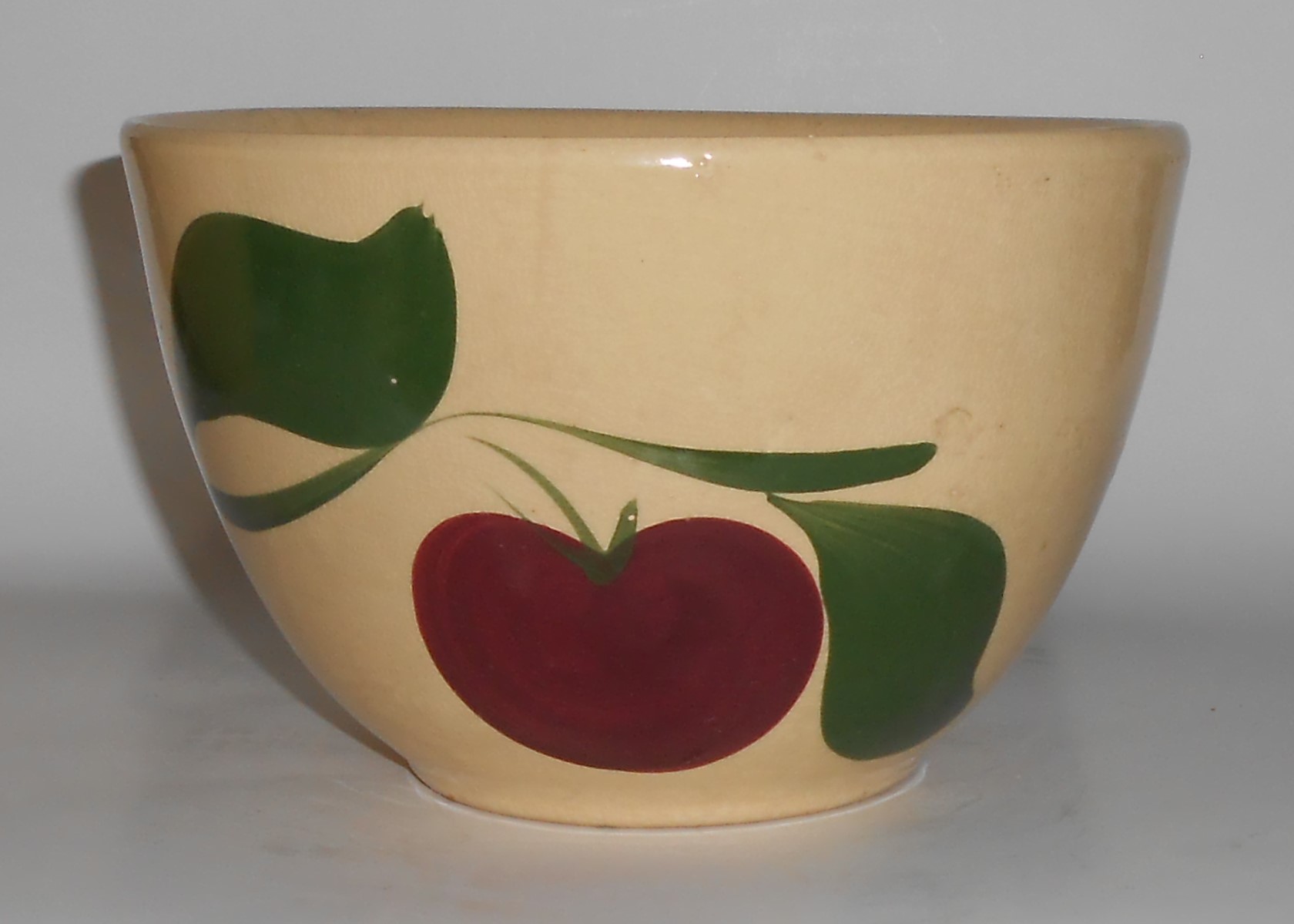 Vintage Watt Pottery Apple #64 Deep Mixing Bowl