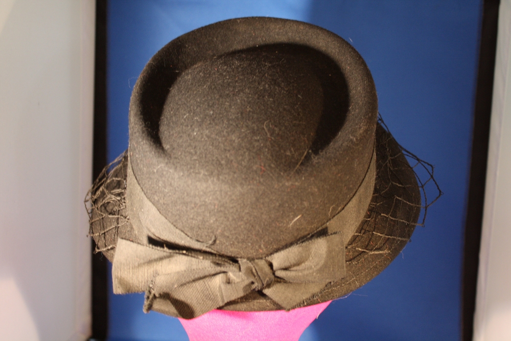 Black Felt and Net Hat