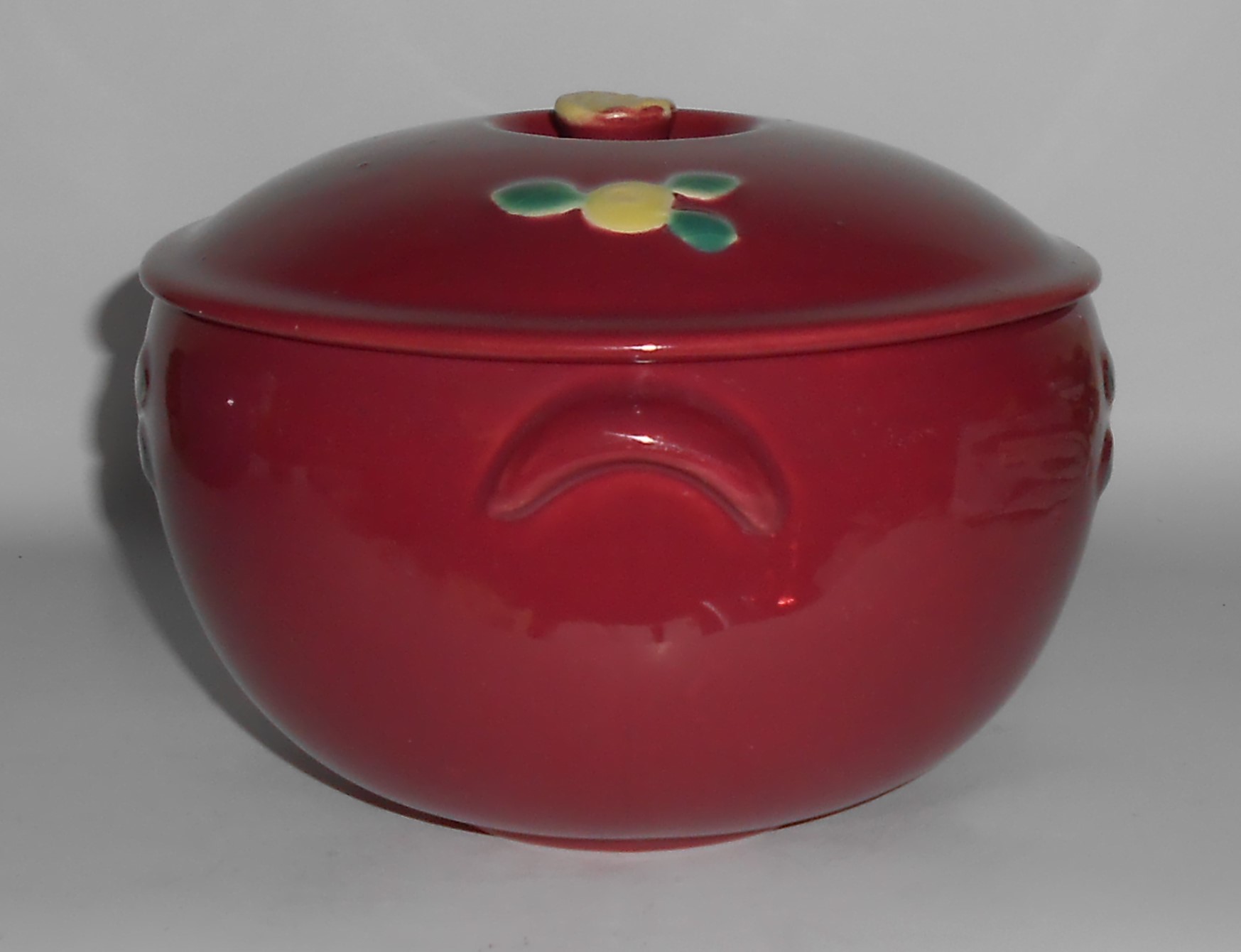 Coors Pottery Rosebud Medium Triple Service Red 3.5 Pin