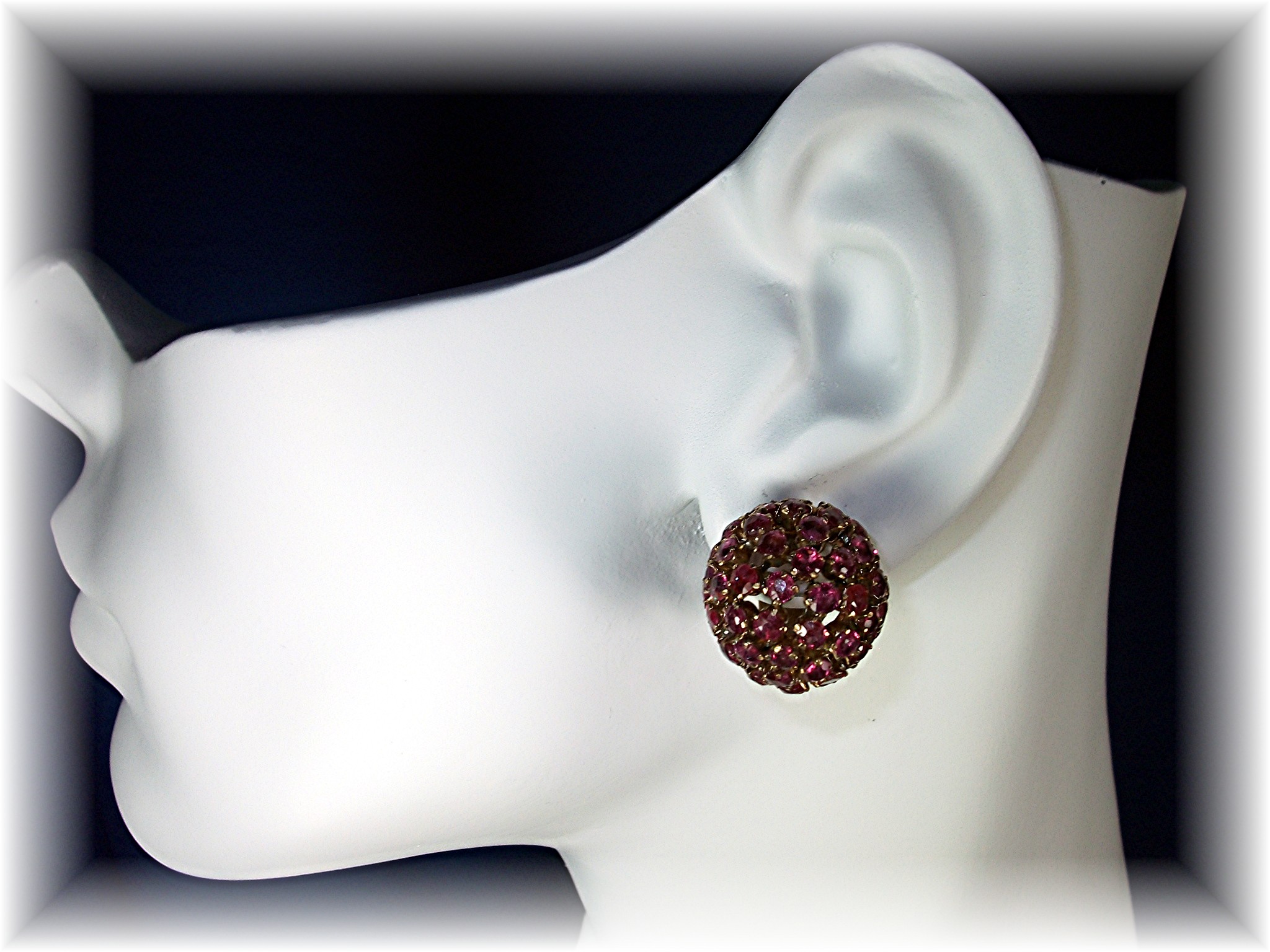 Earrings 14K Yellow Gold Gold  & RUBY Clip On