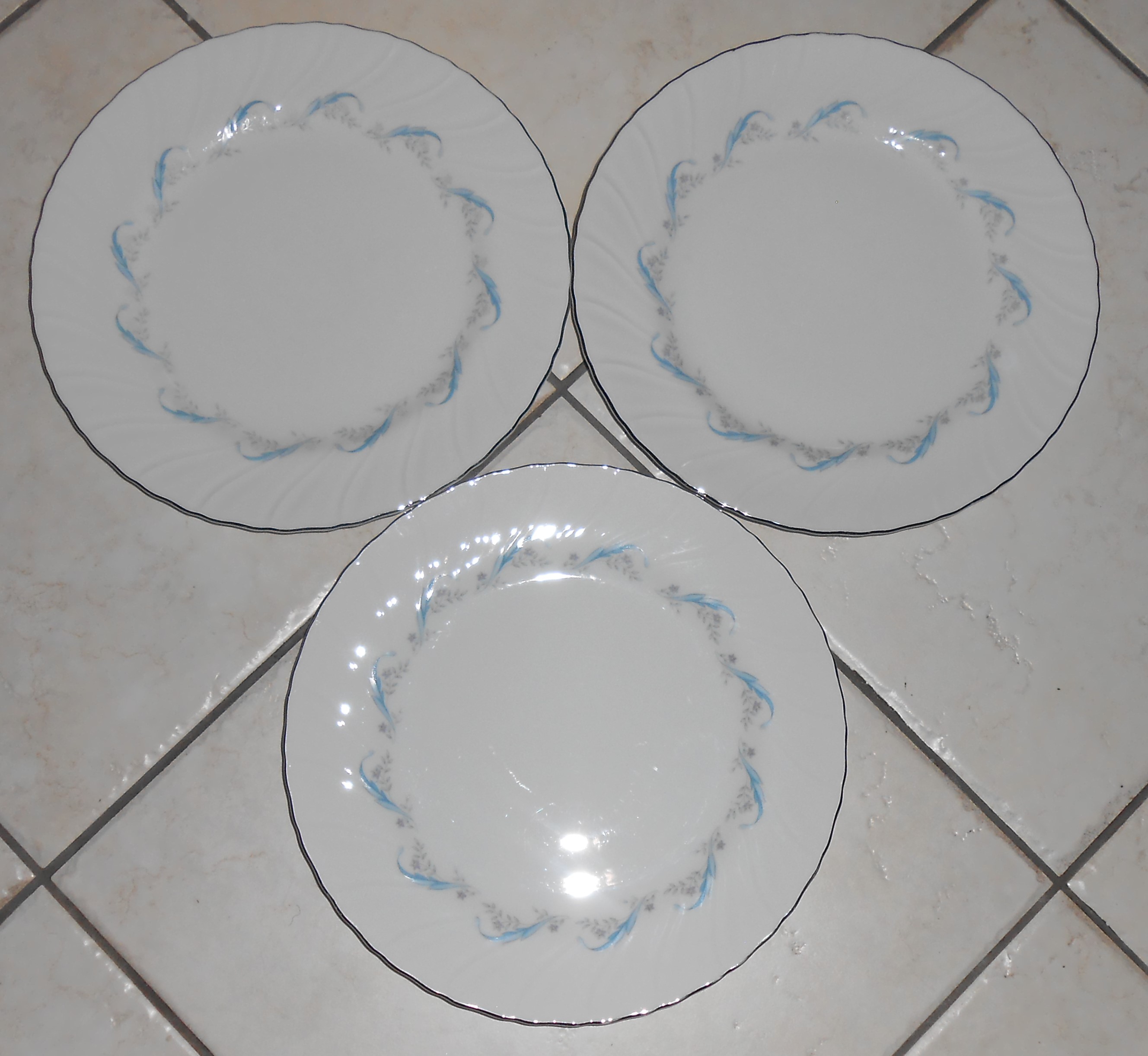 Yamaka China Elegance Platinum Set/3 Dinner Plates