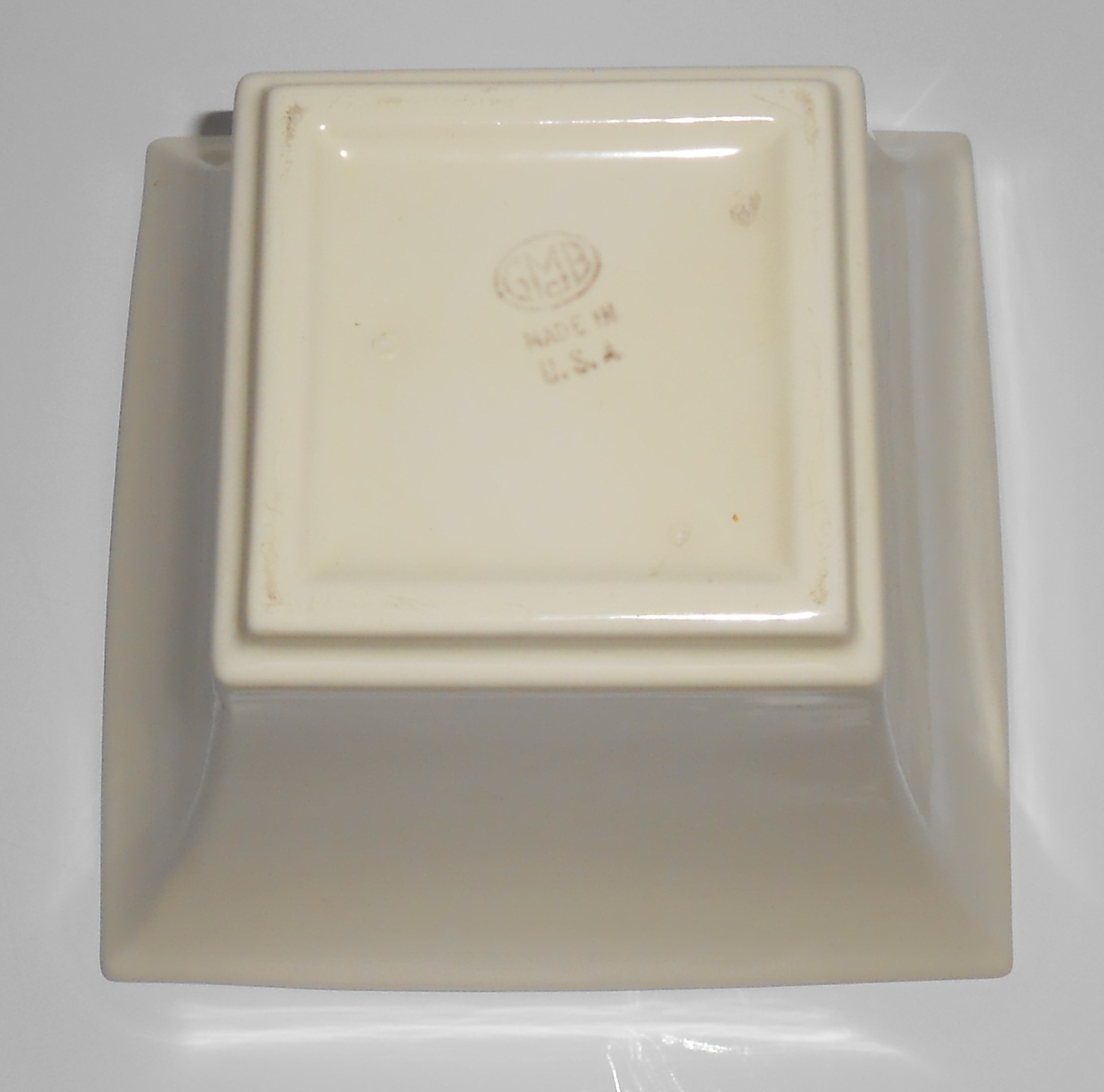Franciscan Pottery Capistrano Art Ware #411 Ivory/Coral