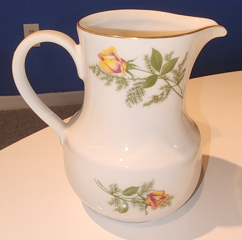 Vintage Kahla GDR East German Porcelain Dinnerware Set - Yellow Rose Pattern