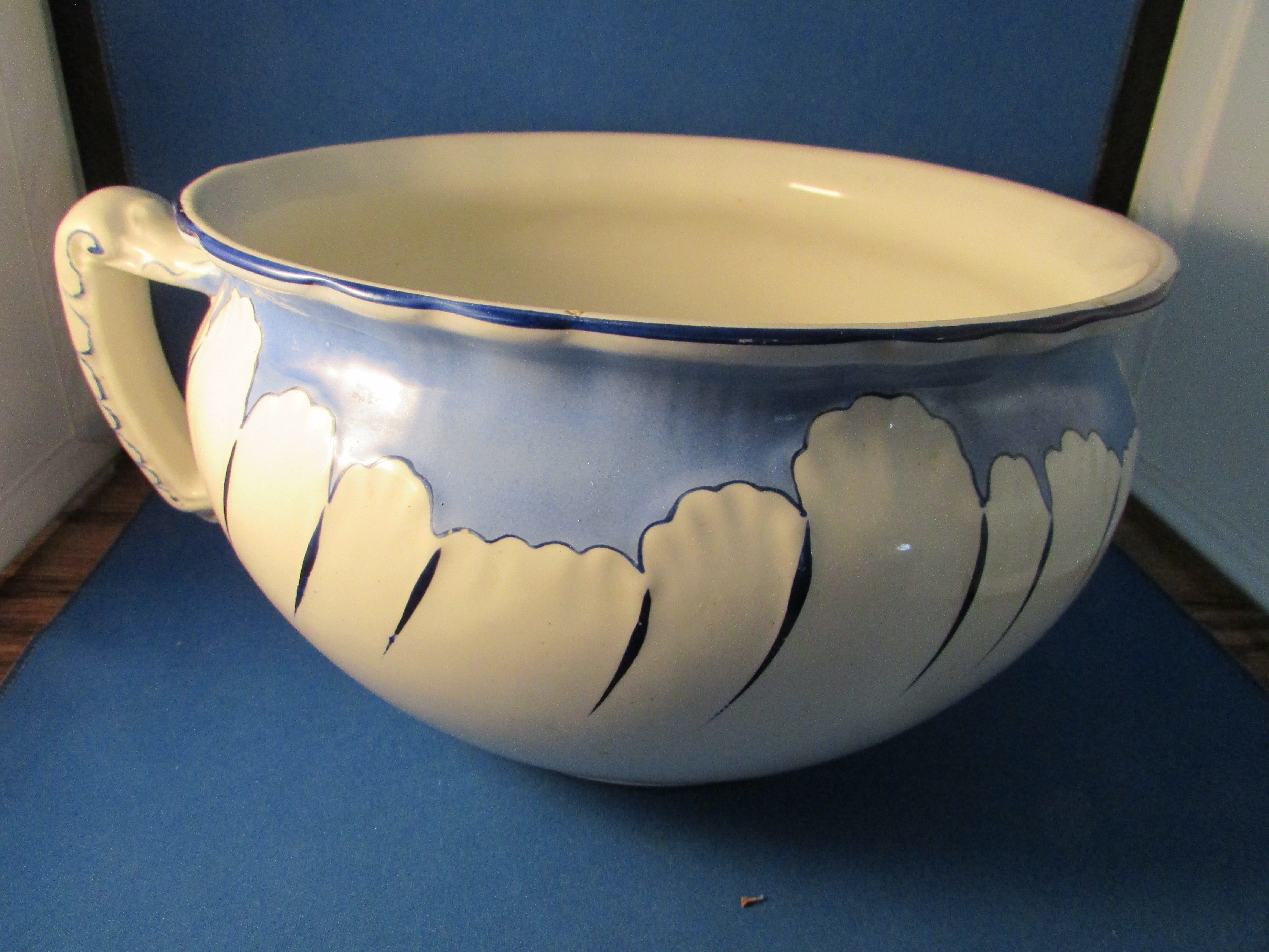 NIMY Chamber Pot from Belgium