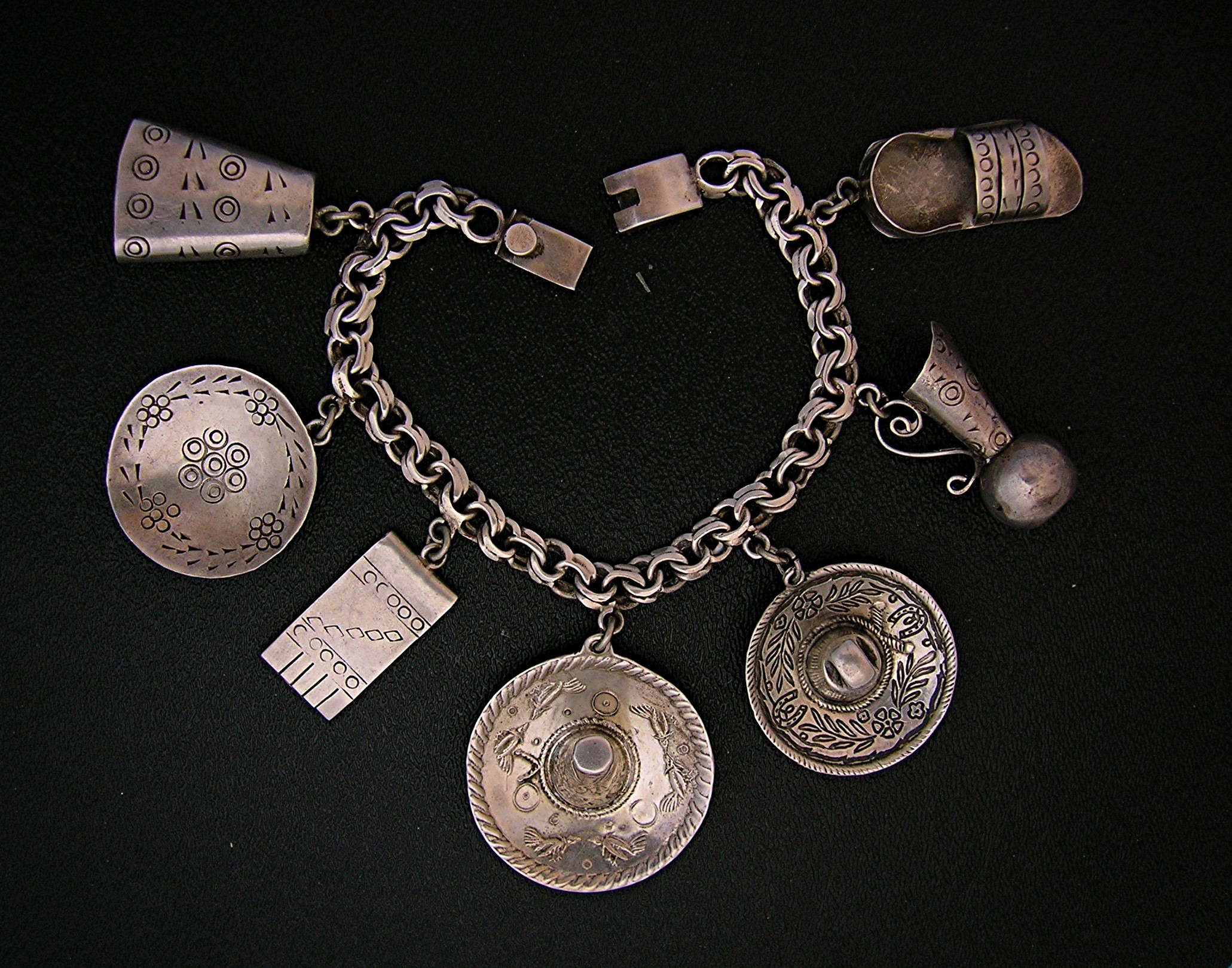 Taxco Mexico YM Charm 40s Vintage 7 CharmBracelet