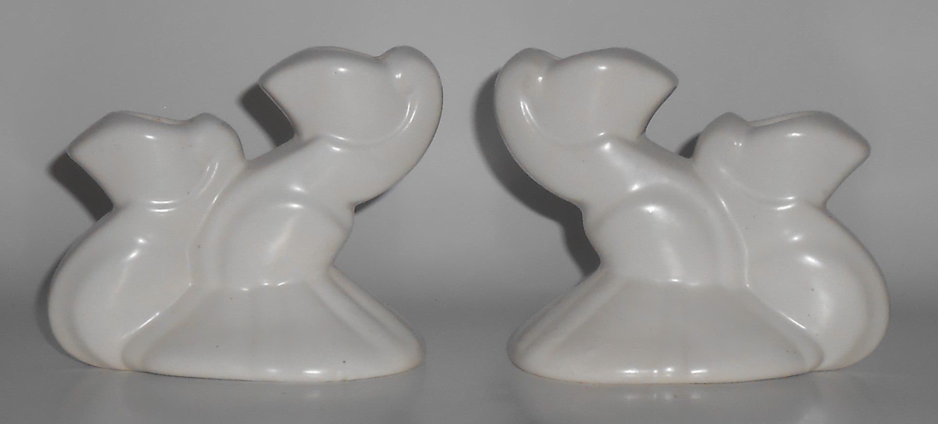Bauer Pottery Cal-Art Ray Murray Satin White Candle