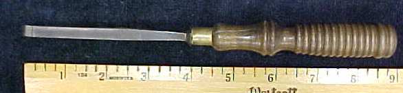 D. R. Barton Chisel 1/4 inch Tanged Fancy Turned Handle