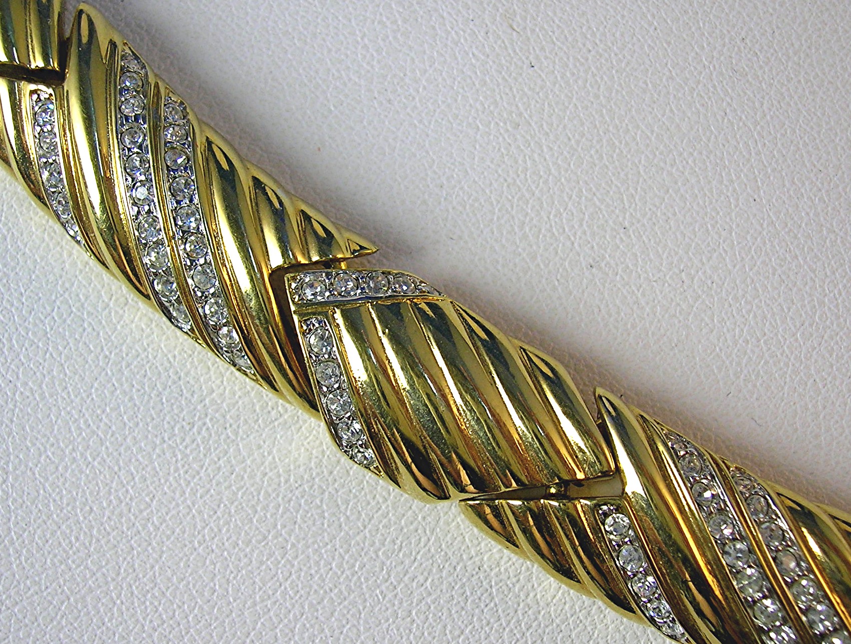 SAL Swarovski 350 crystals Hinged Collar necklace
