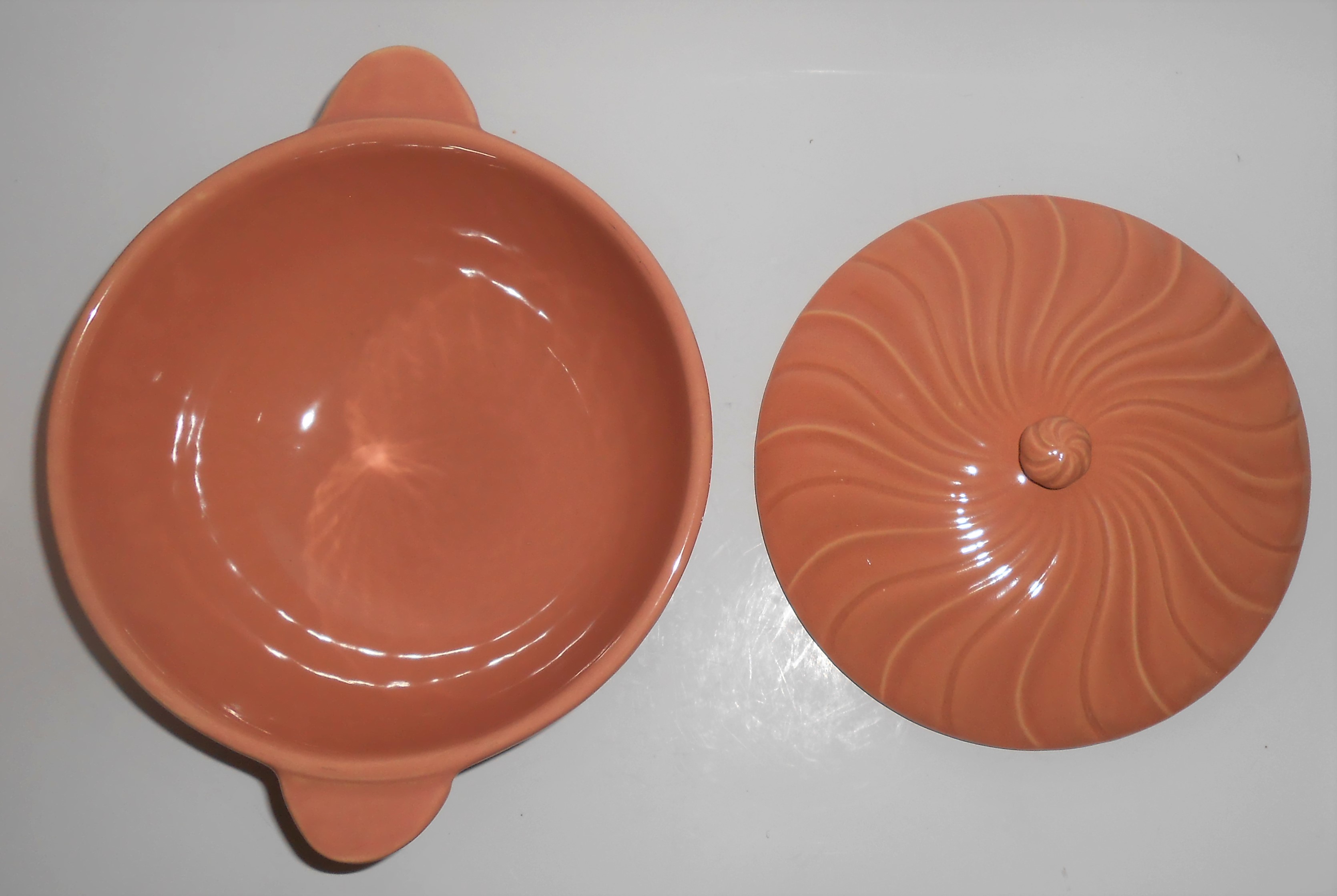 Franciscan Pottery Coronado Gloss Coral Casserole w/Lid