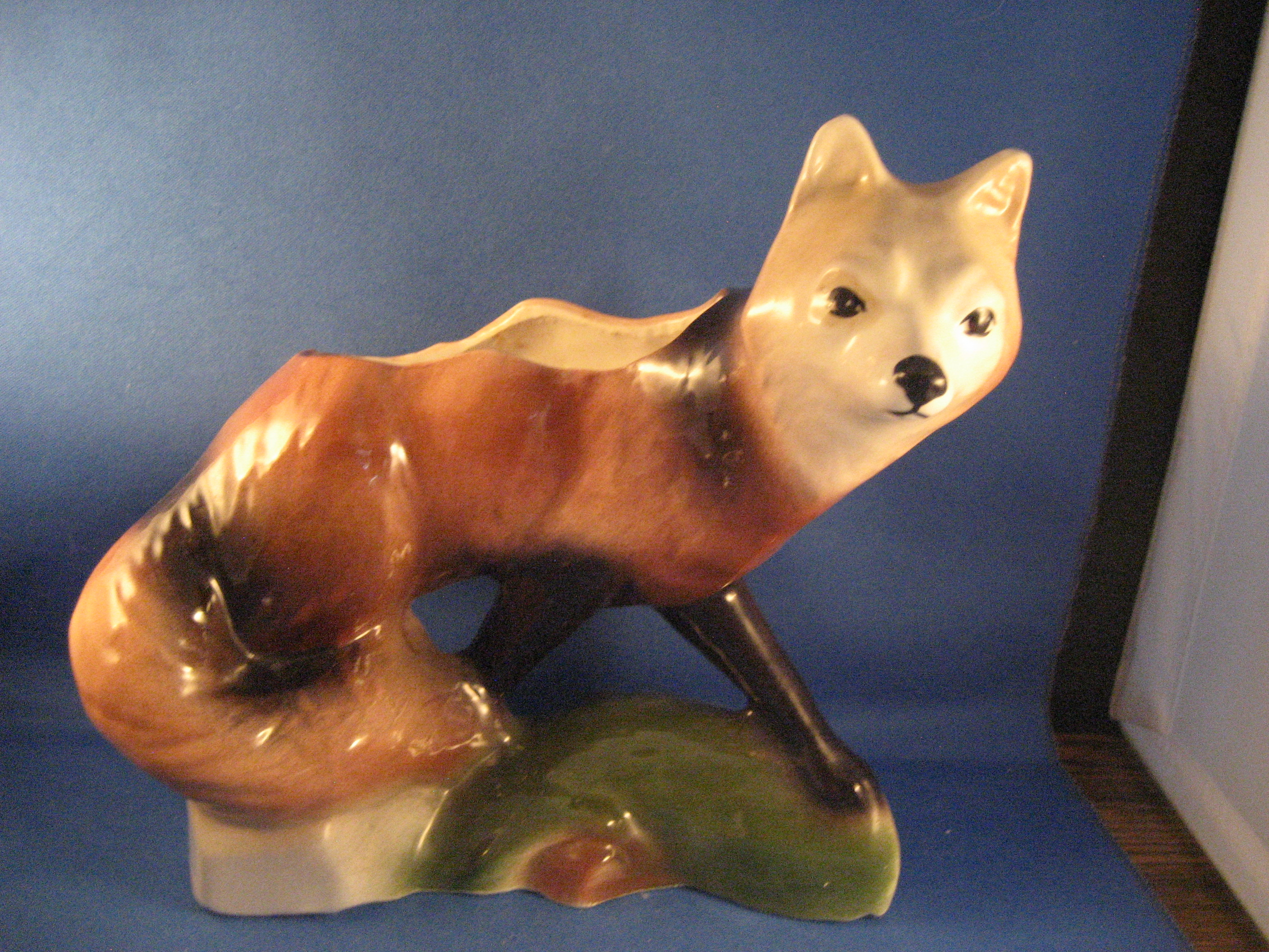 Fox Porcelain Planter