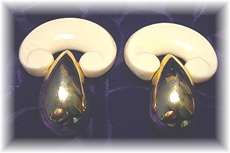 VON MUSULIN Bone Ivory Gold Over Sterling Silver Earrin