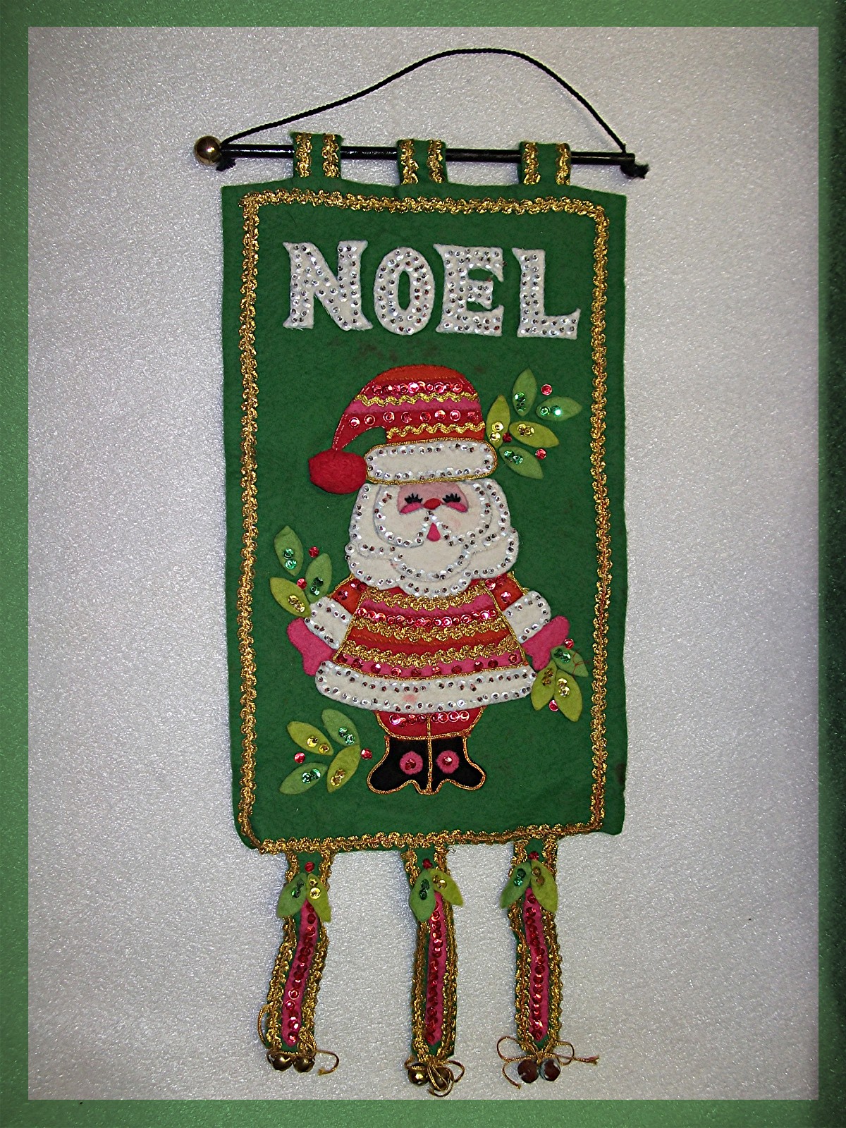Christmas Felt Wall hanging Hand Made Vintage Noel