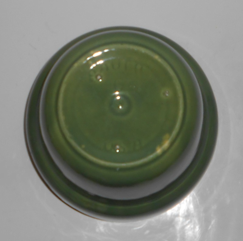 VINTAGE Bauer Pottery 6" Olive Green Flower Pot