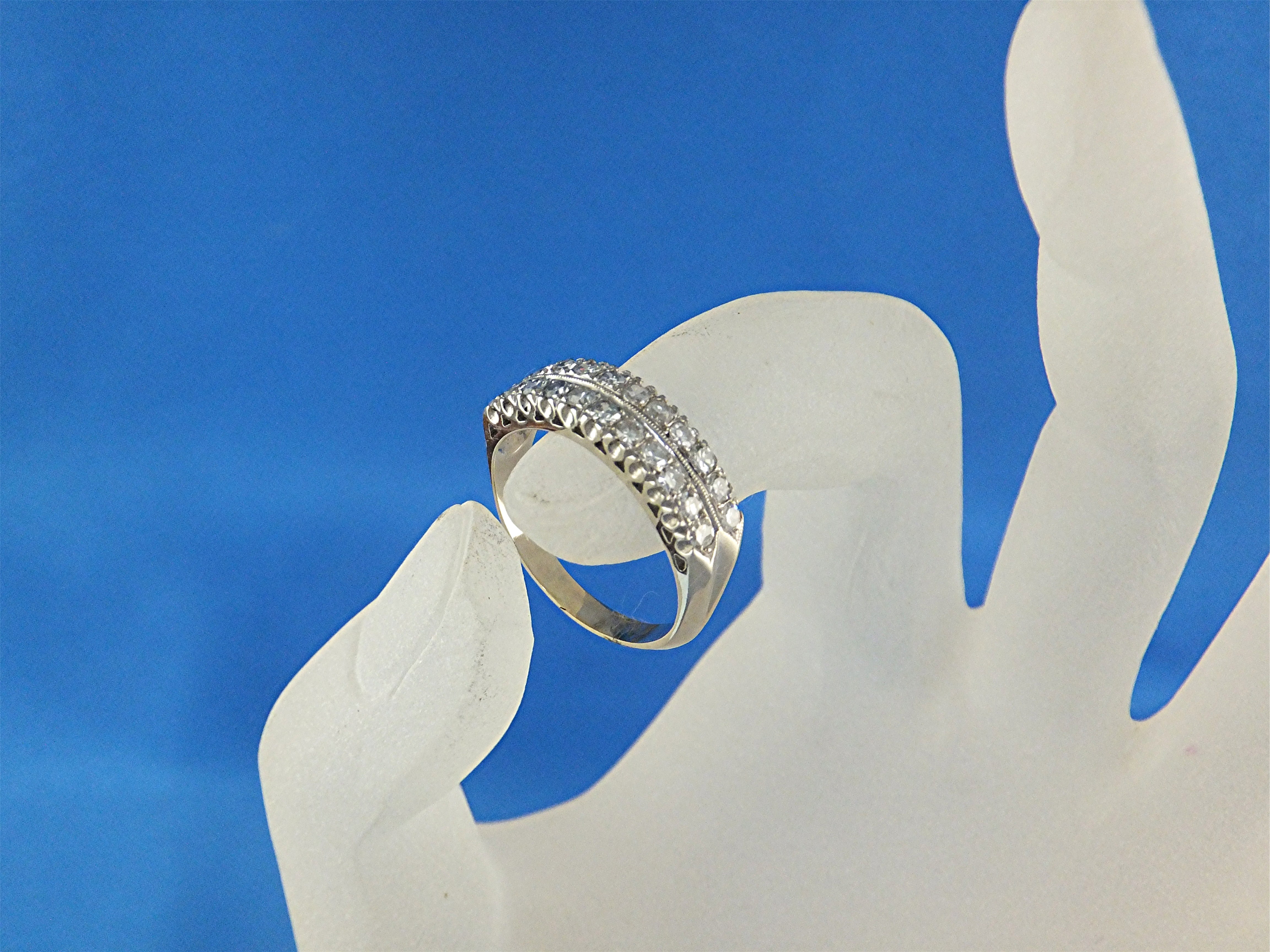 14K White Gold 22 Diamonds Anniversary Band Ring