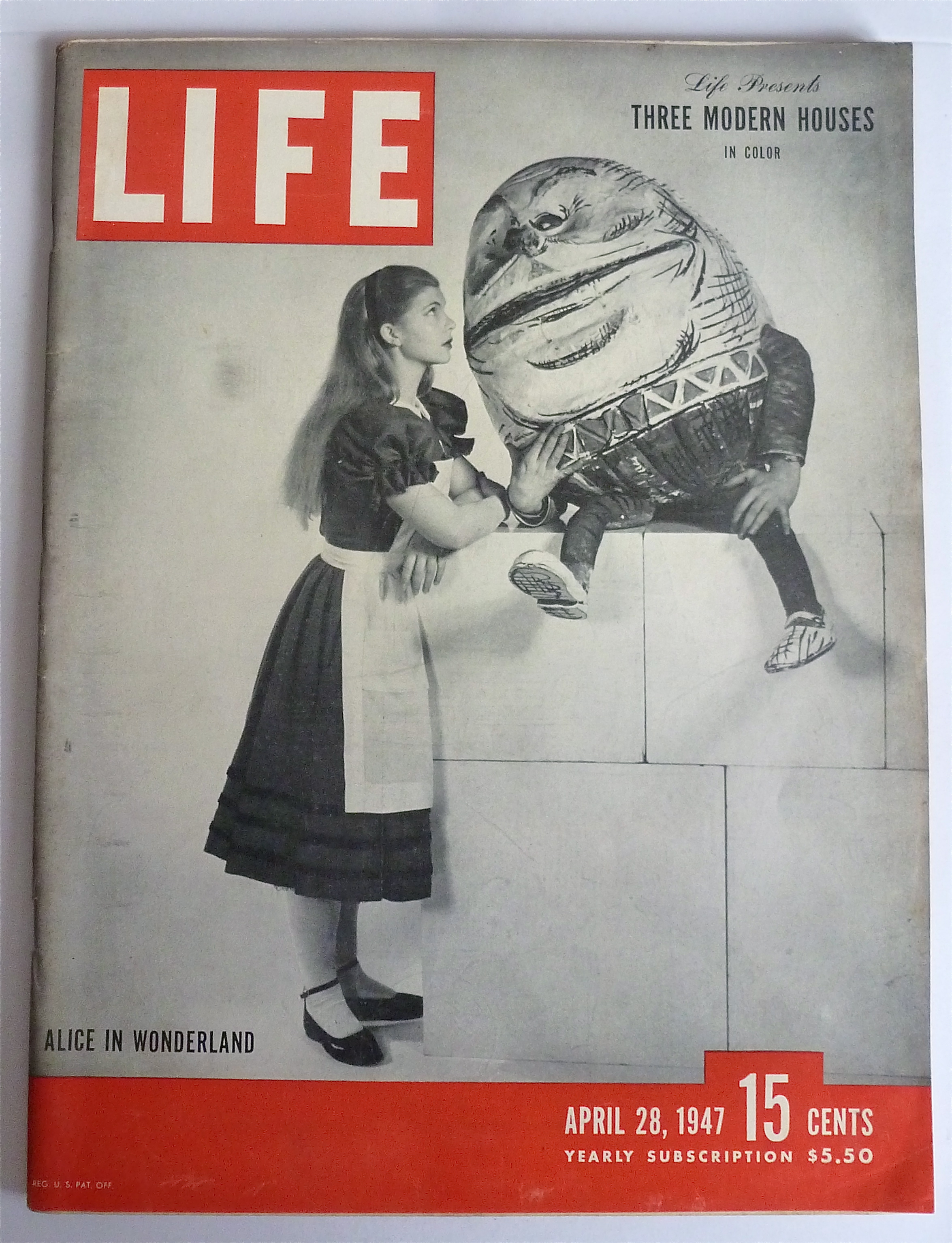 Life Magazine April 28, 1947 Alice In Wonderland