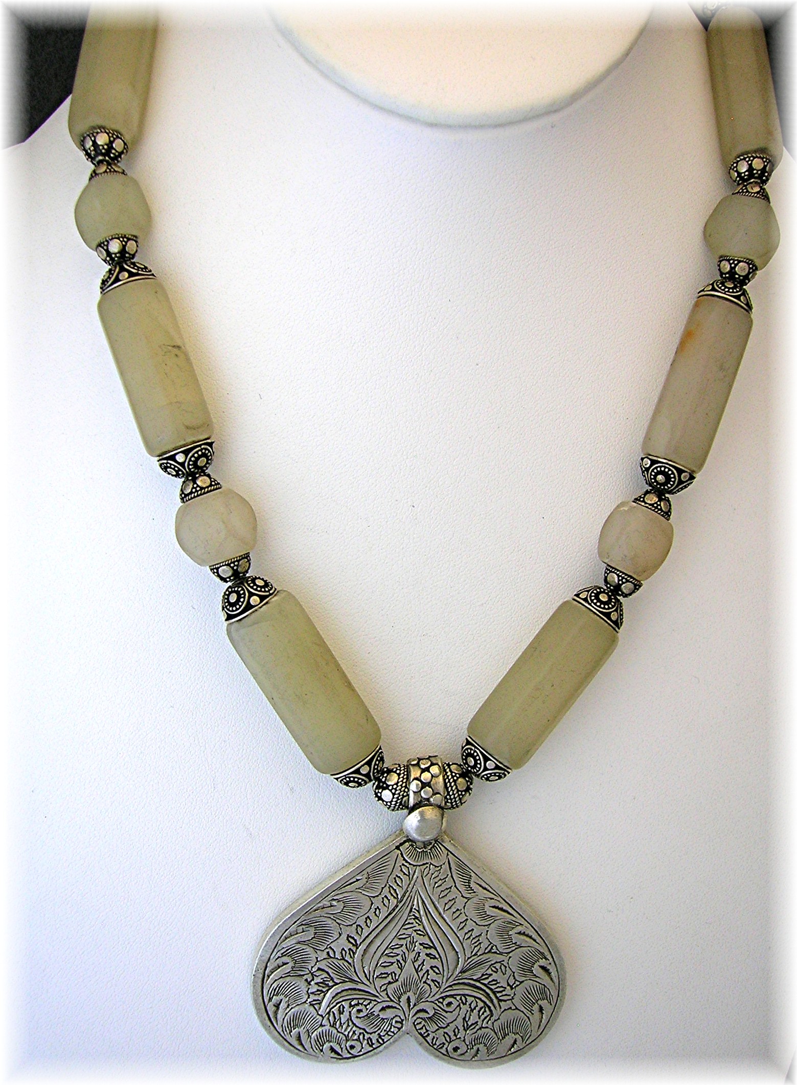 Sterling Silver Heart White Jade Silver Beads Necklace