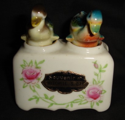Nodder Duck  Shaker Set