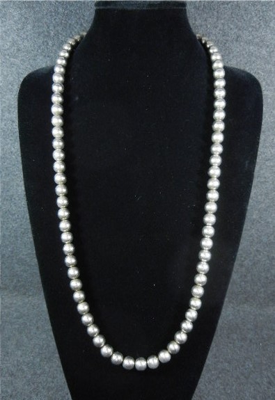 Navajo Pearls Necklace 21 Inches Silver Plate