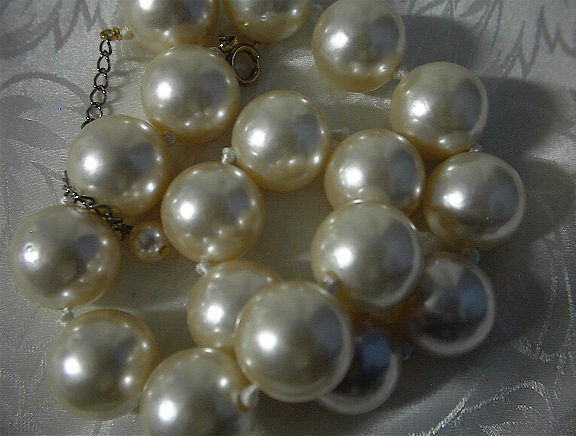 Pearls16 Inch & 3/4 inch Strand  Hand Knotted Faux