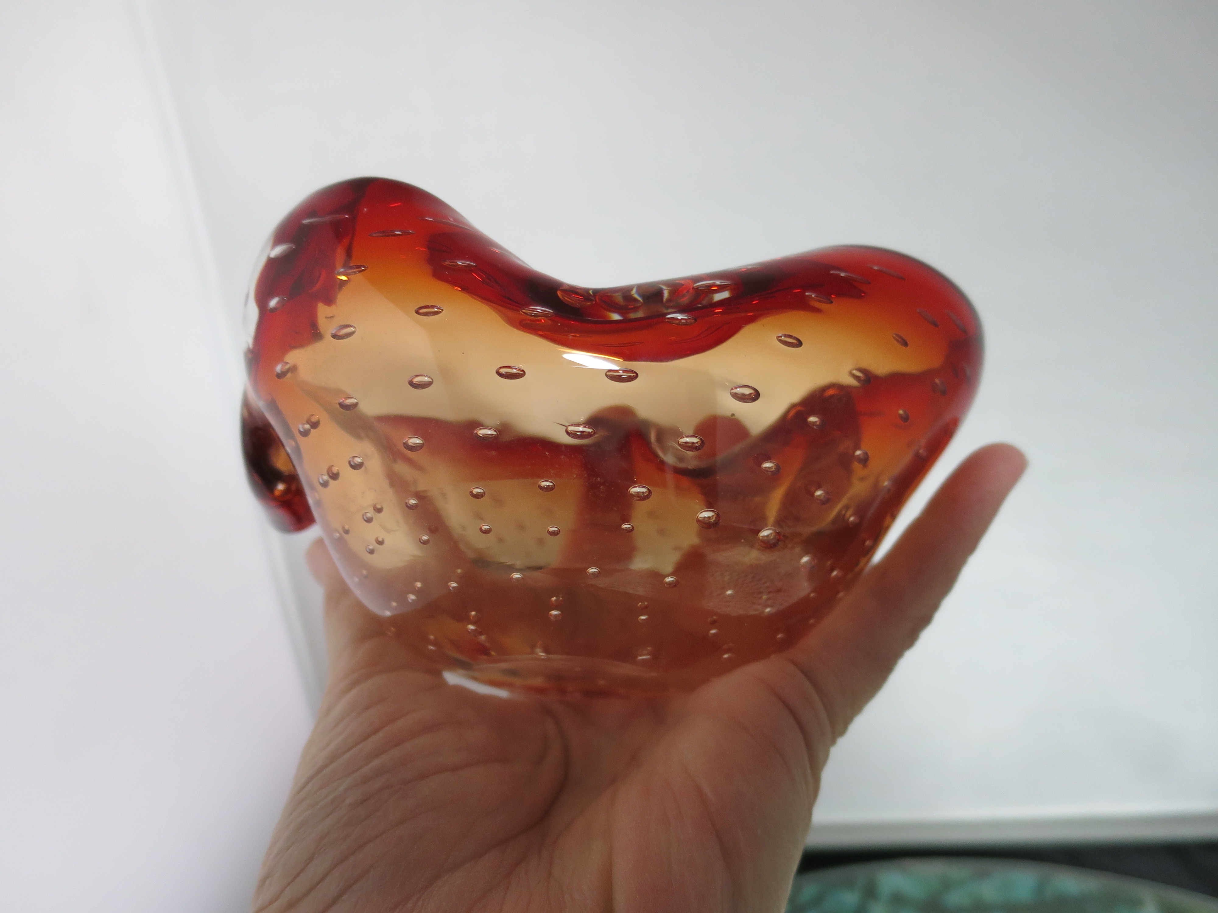 Murano Glass Cigar Ashtray Bowl with controlled air bubbles