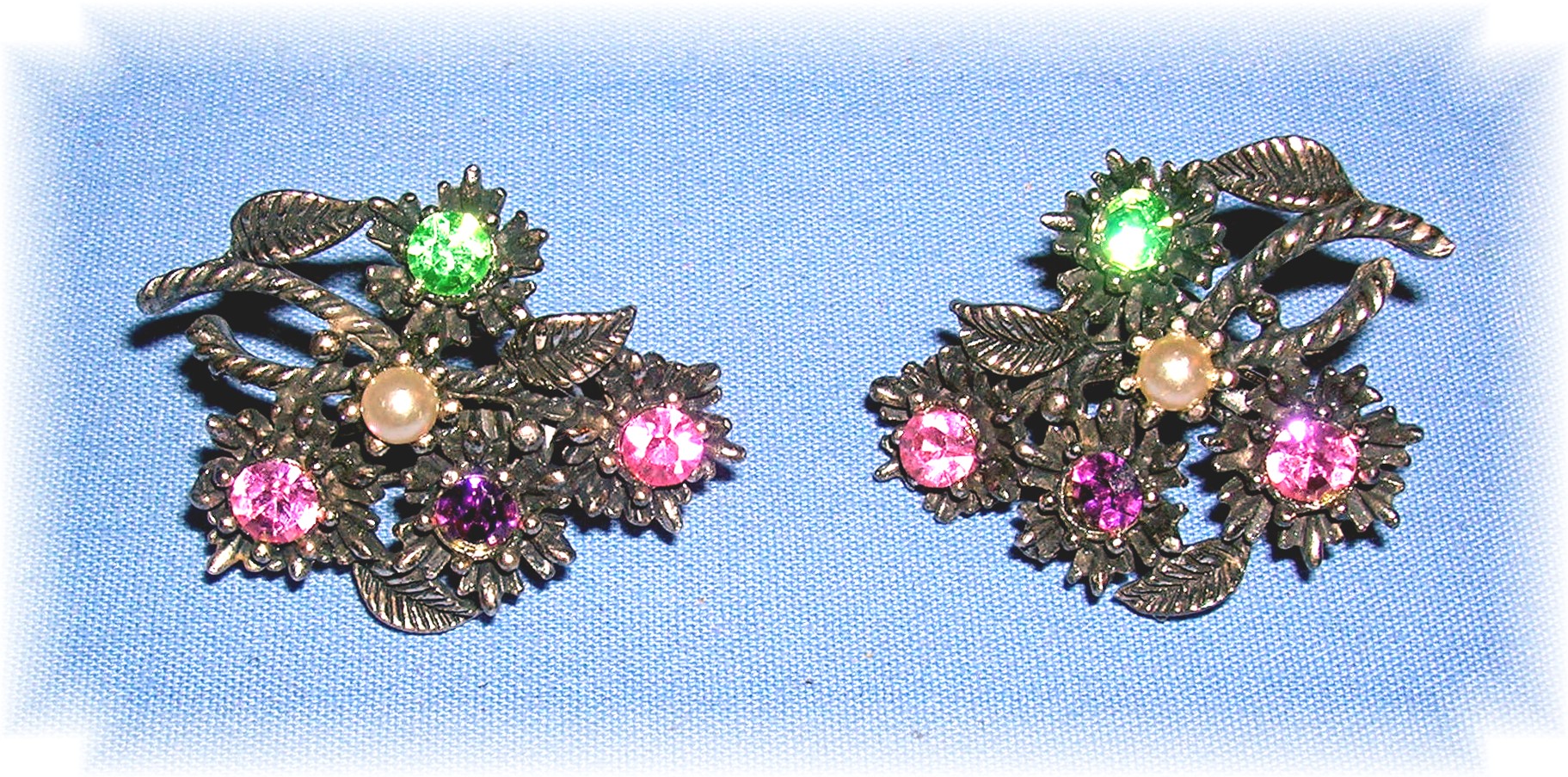 Crystal  And Pearl Coro Clip Earrings .....
