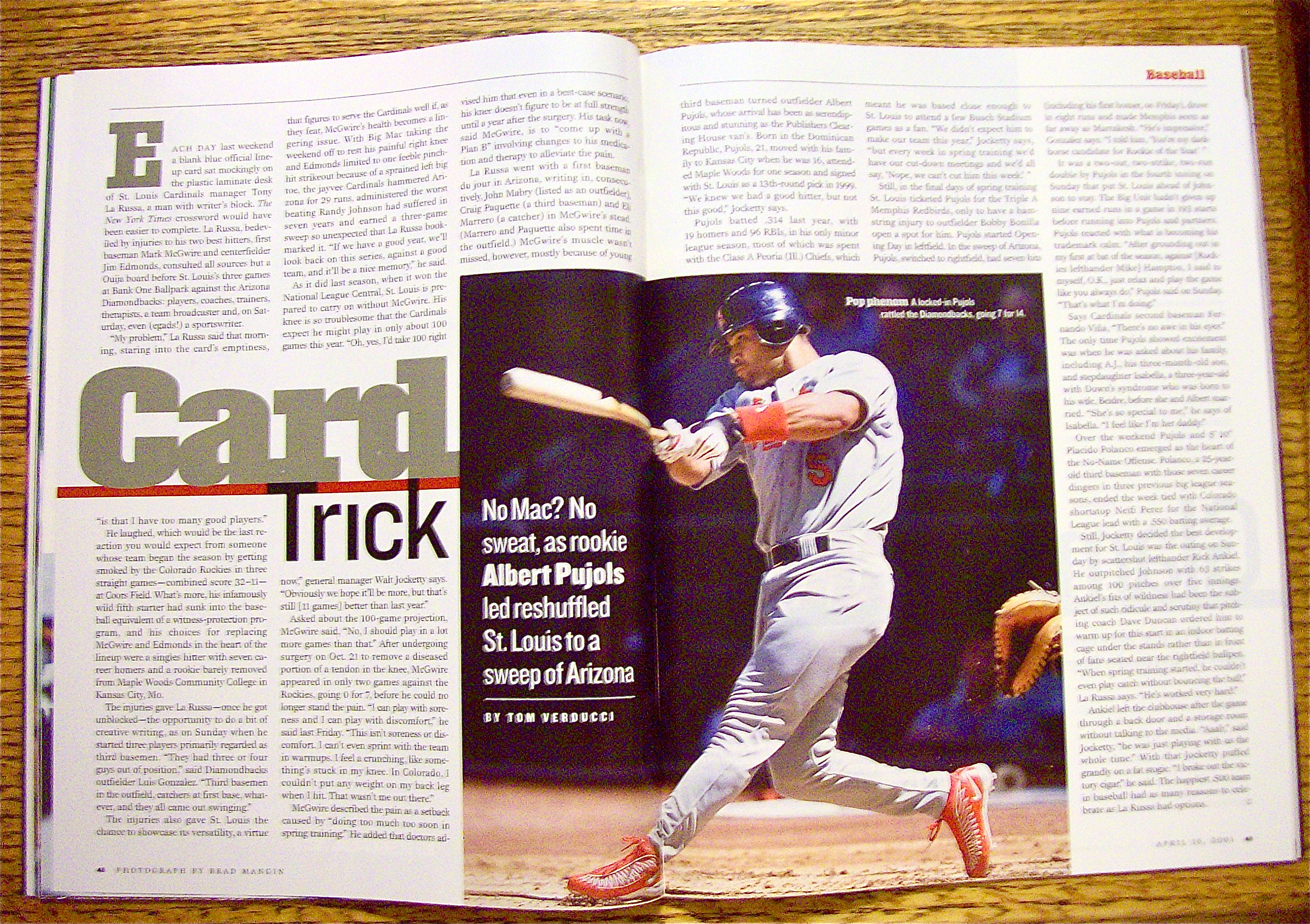 Sports Illustrated Magazine April 16, 2001 Tiger Woods