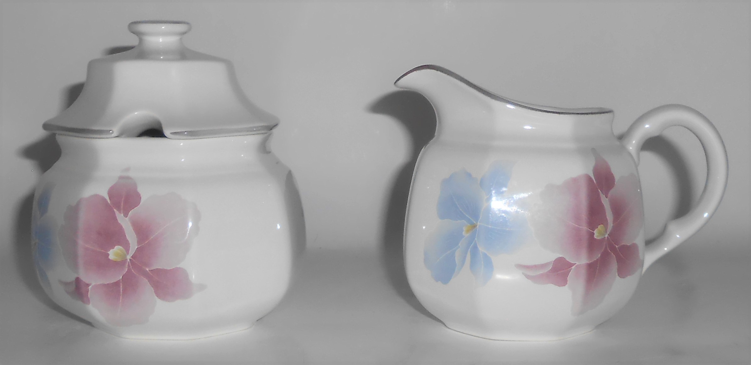 Mikasa China F3007 Beau Monde Floral Creamer & Sugar Bo