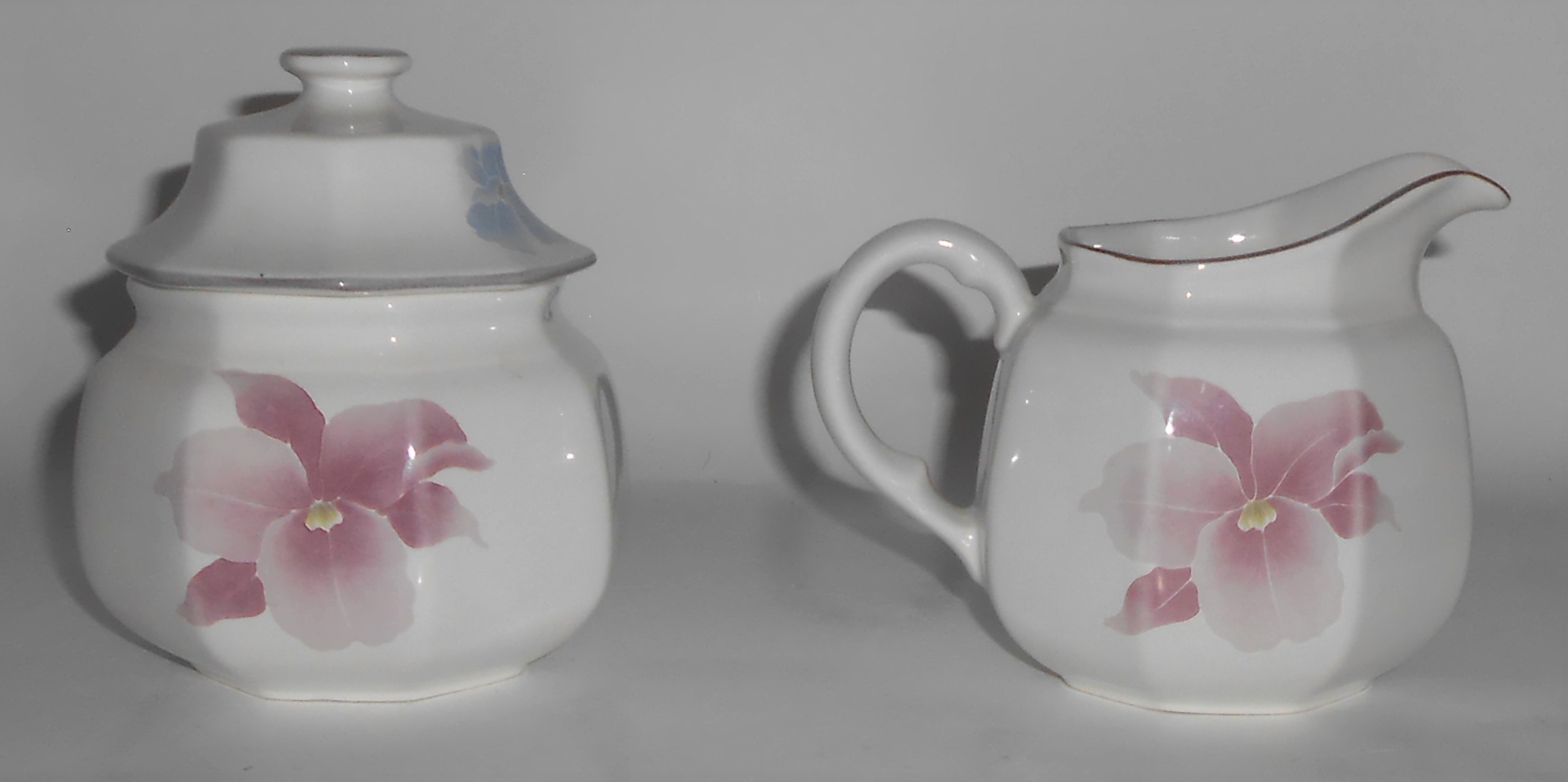 Mikasa China F3007 Beau Monde Floral Creamer & Sugar Bo