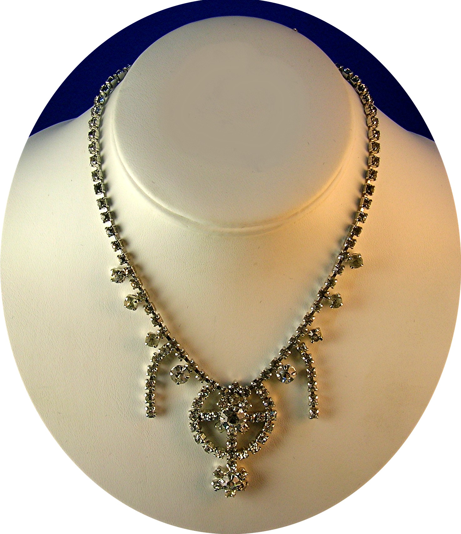 Claw Set Crystal Rhinestone Chandelier  Necklace