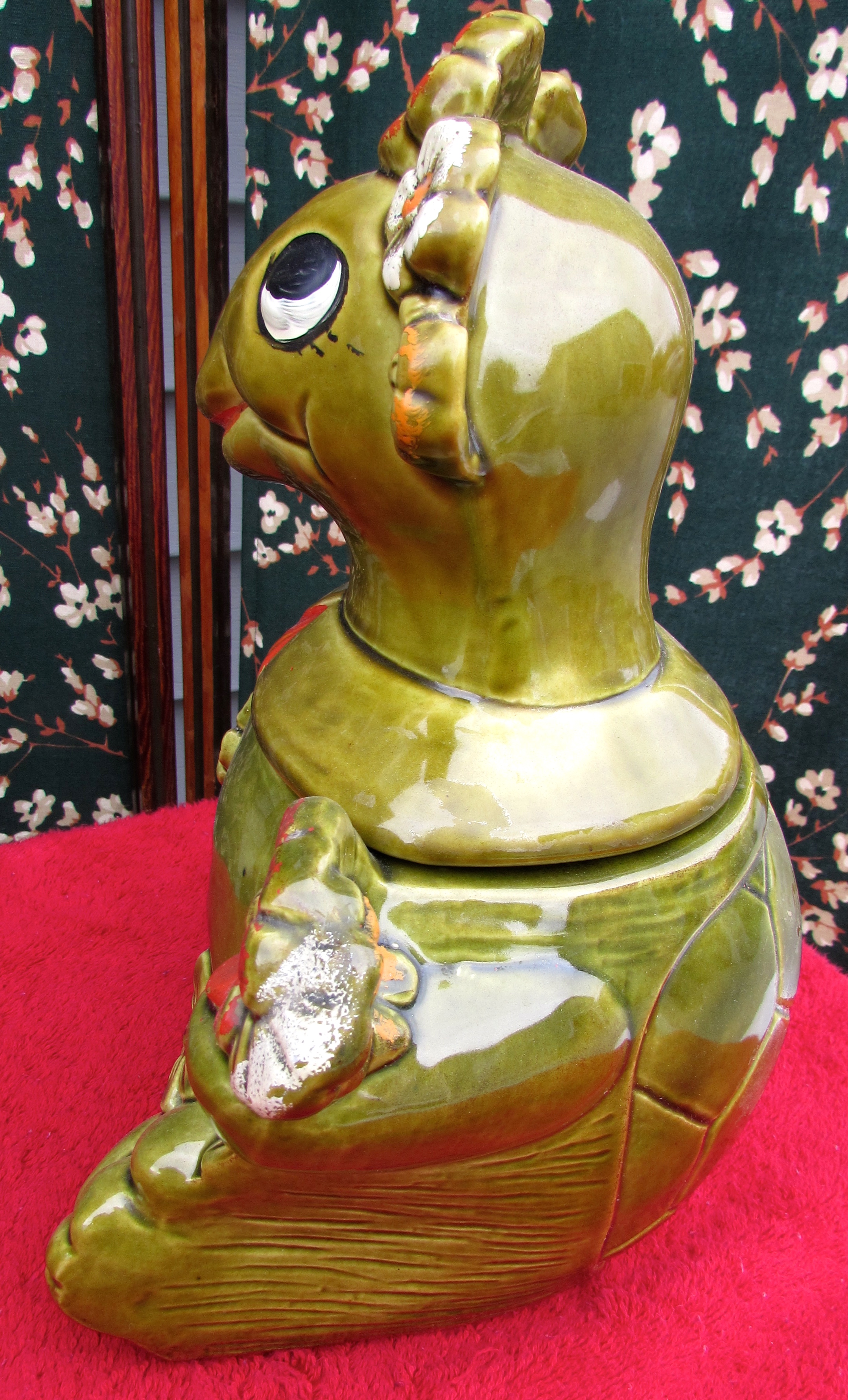 California Originals Sitting Turtle Cookie Jar Flowers