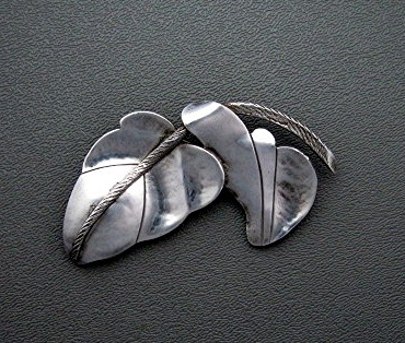 Silver Mexico Leaf Brooch Vintage 3 1/4 Inch