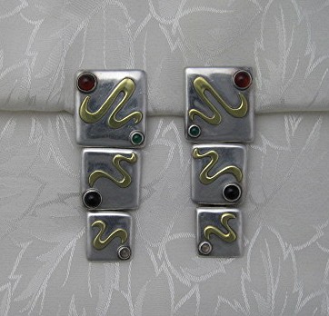 Taxco Mexico Sterling Silver TA-148  Clip Earrings Sign