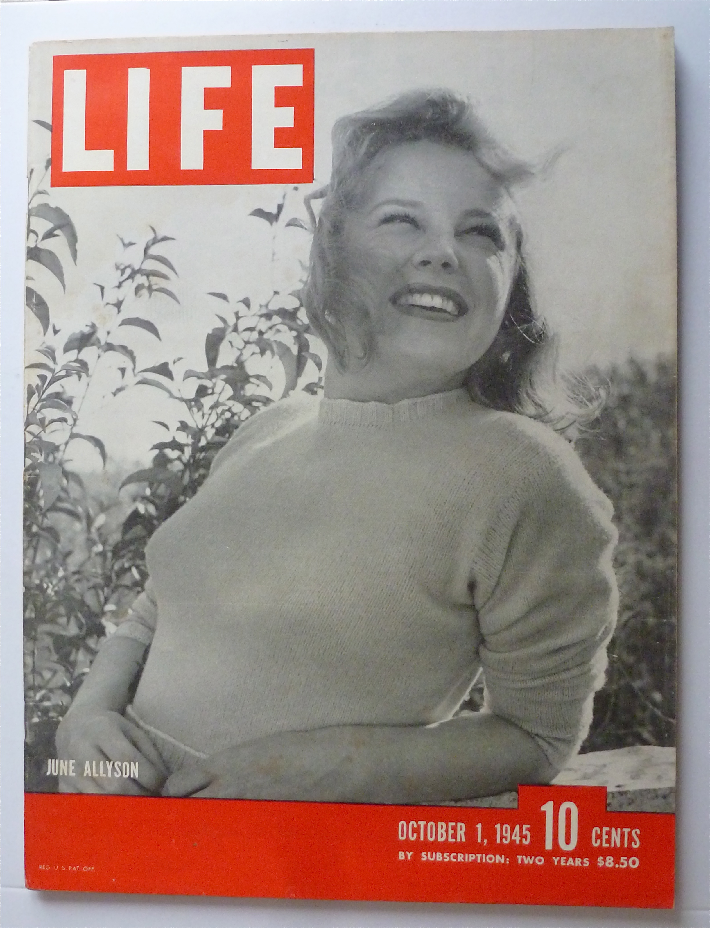 Life Magazine-October 1, 1945-June Allyson