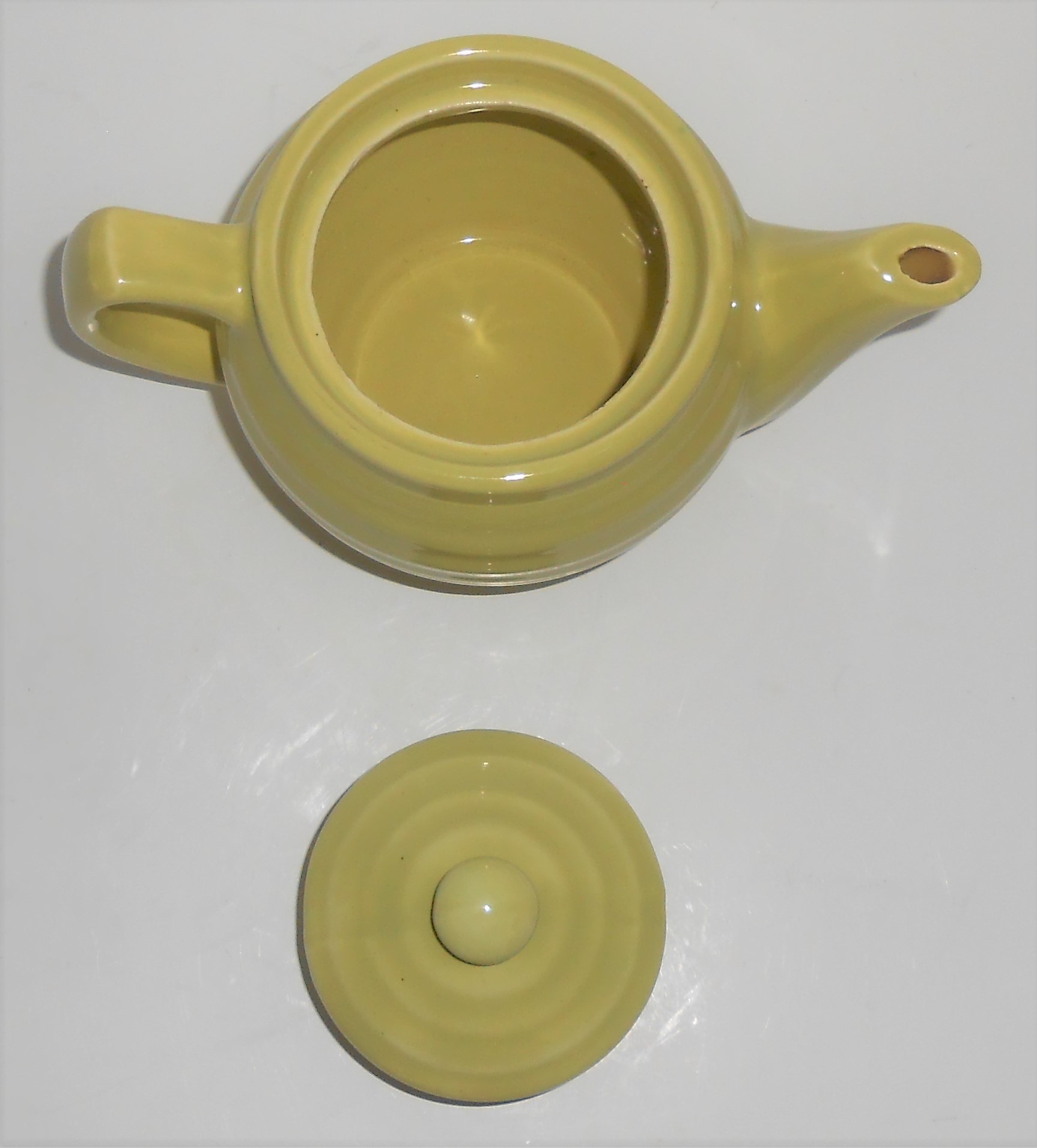 Bauer Pottery Ring Ware Chartreuse Individual Teapot