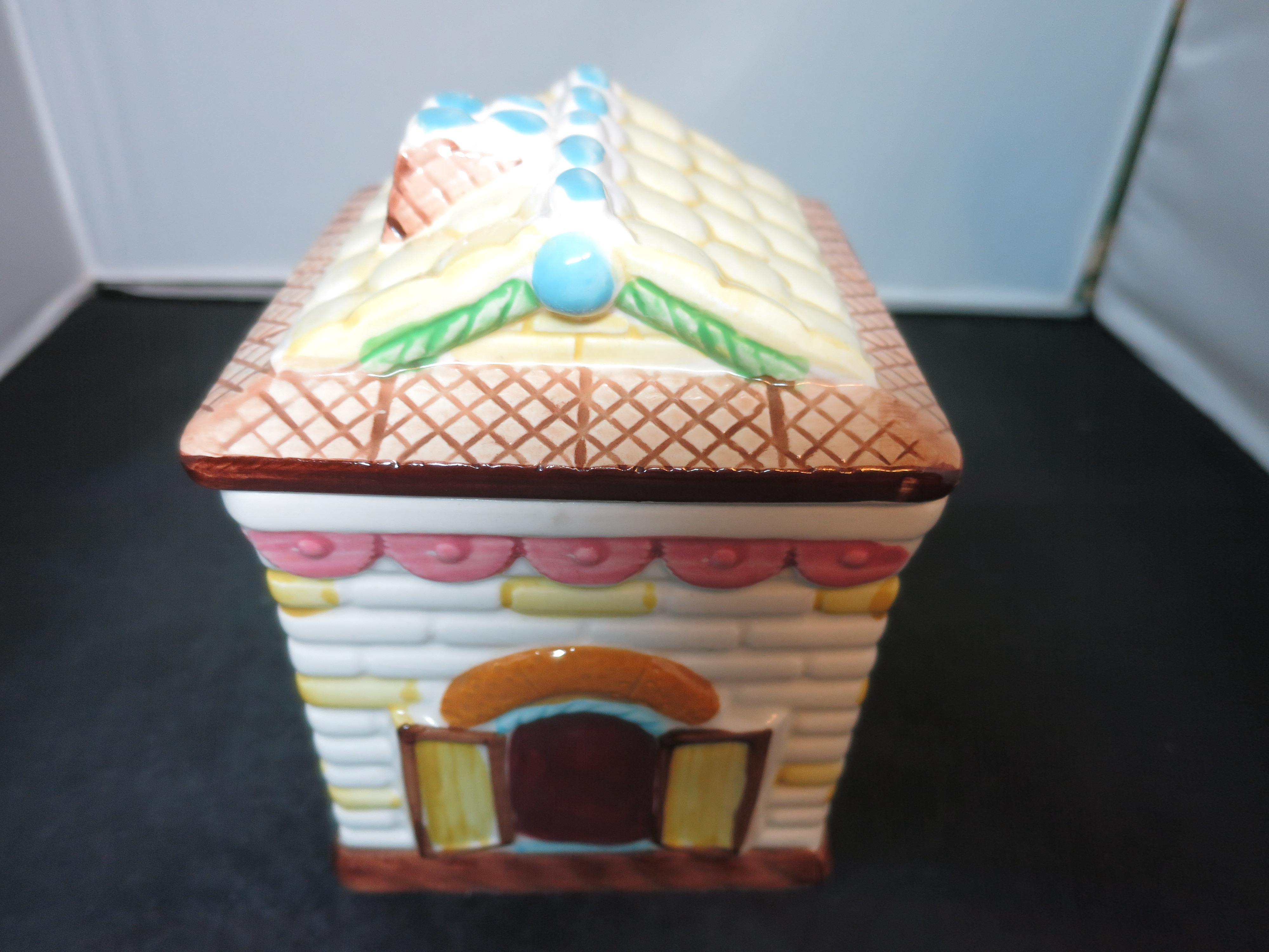 Cookie House Cookie Jar Biscuit Cracker Jar 1960s