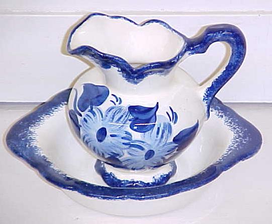 Clinchfield Artware Pitcher & Bowl Blue Hand Painted