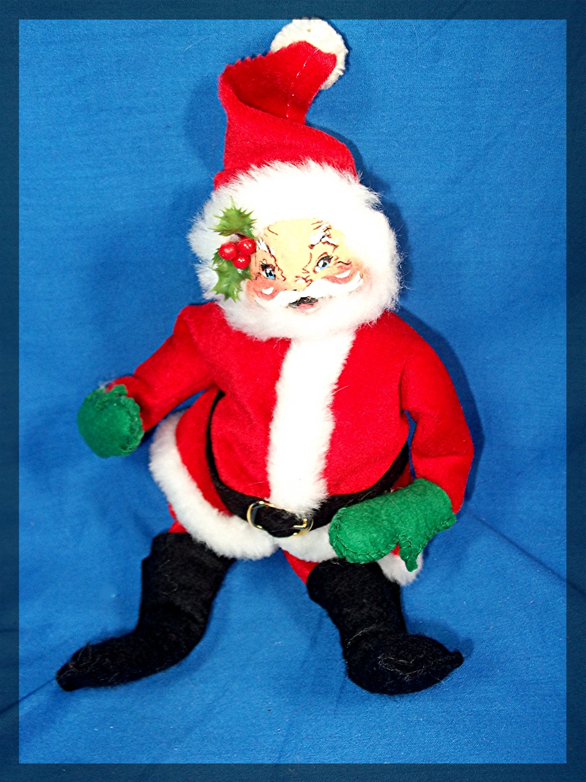 Christmas Annalee Santa 80s 9 inch