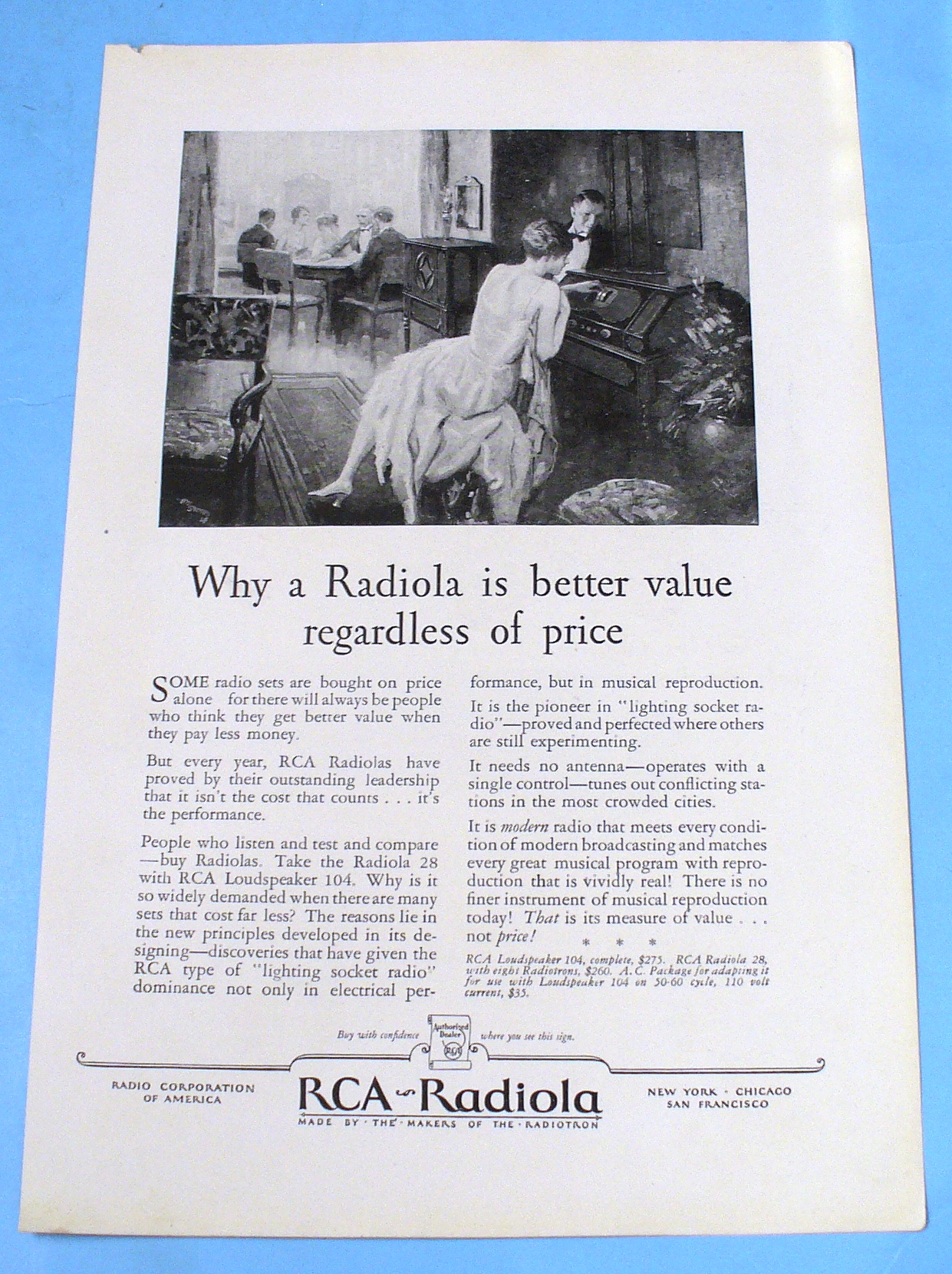1927 RCA Radiola w/ Man & Woman Listening