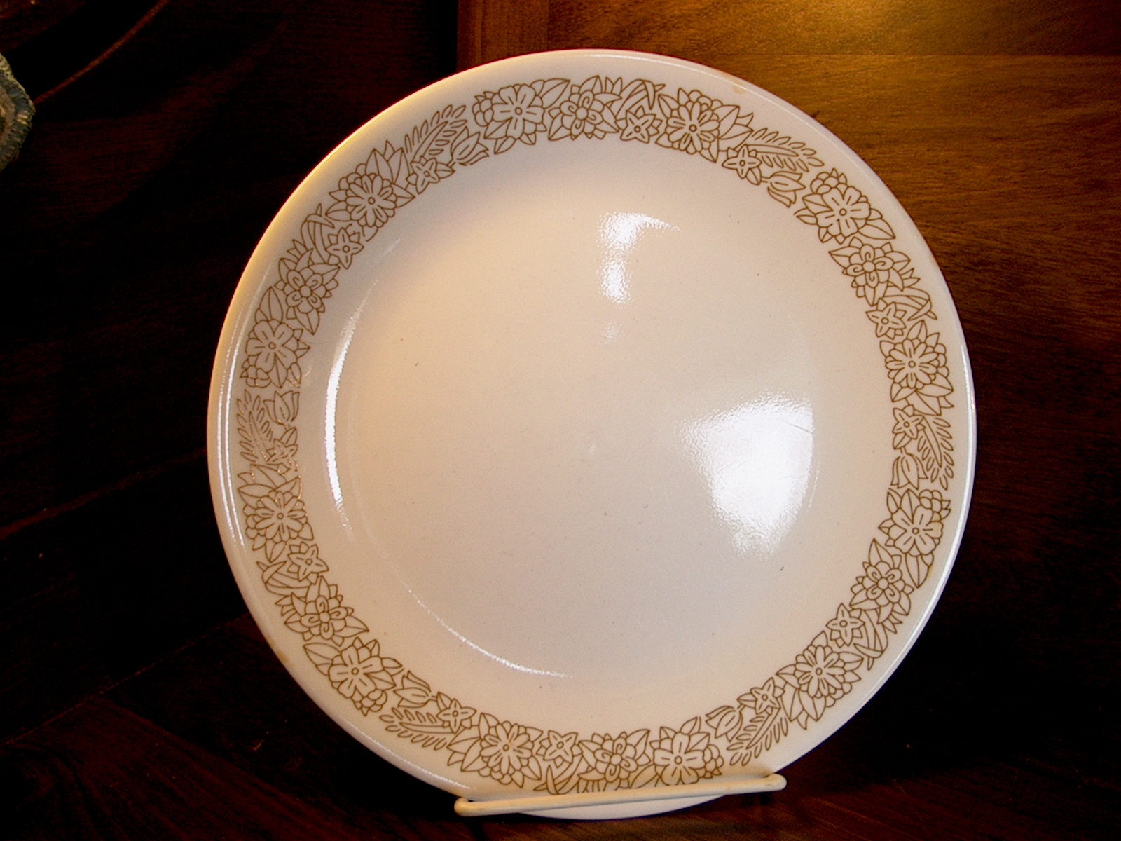 Corelle Retired Woodland Brown Bread\Dessert Plate