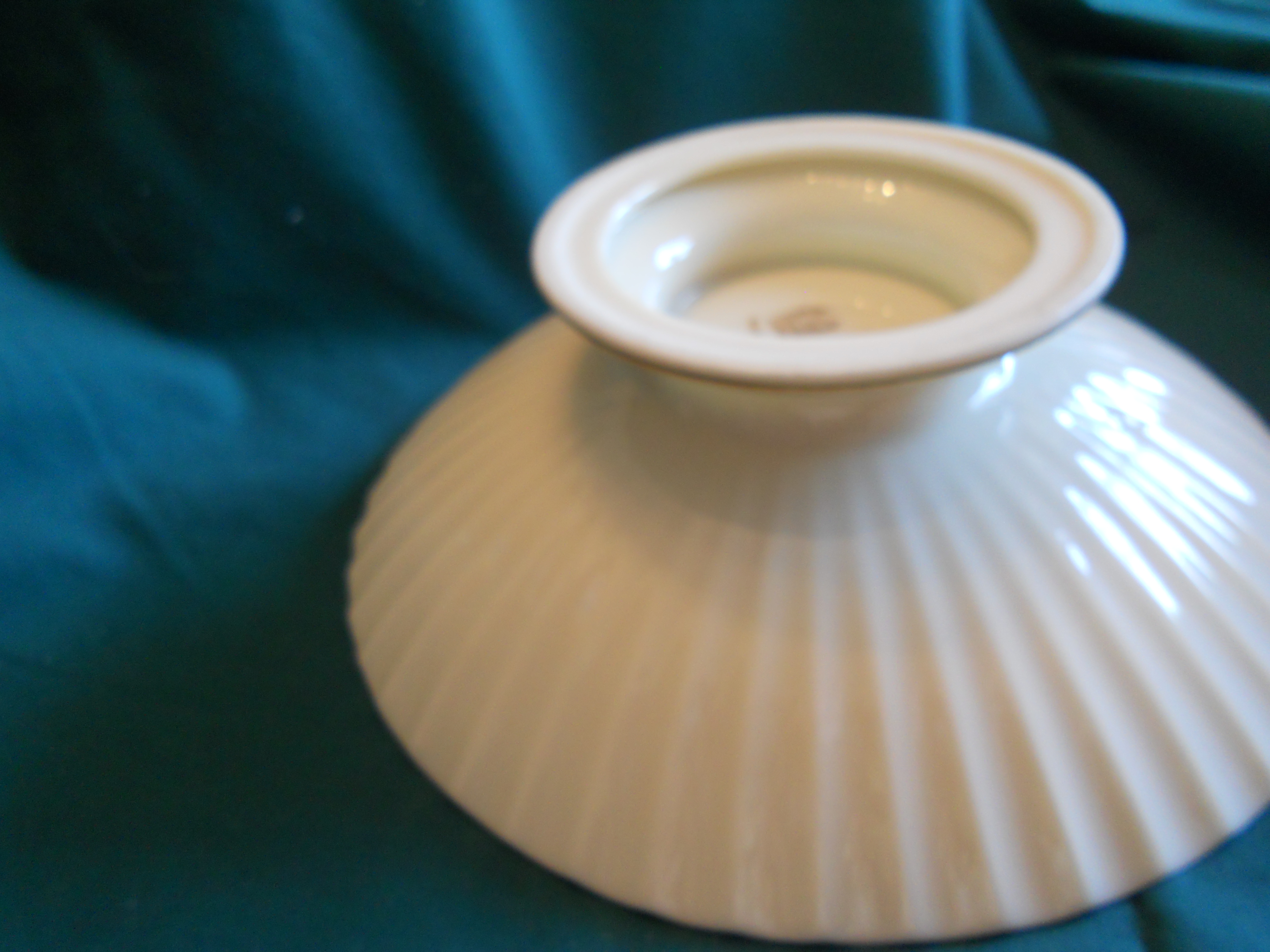 Lenox China Ivory Pedestal Bowl Gold Trim