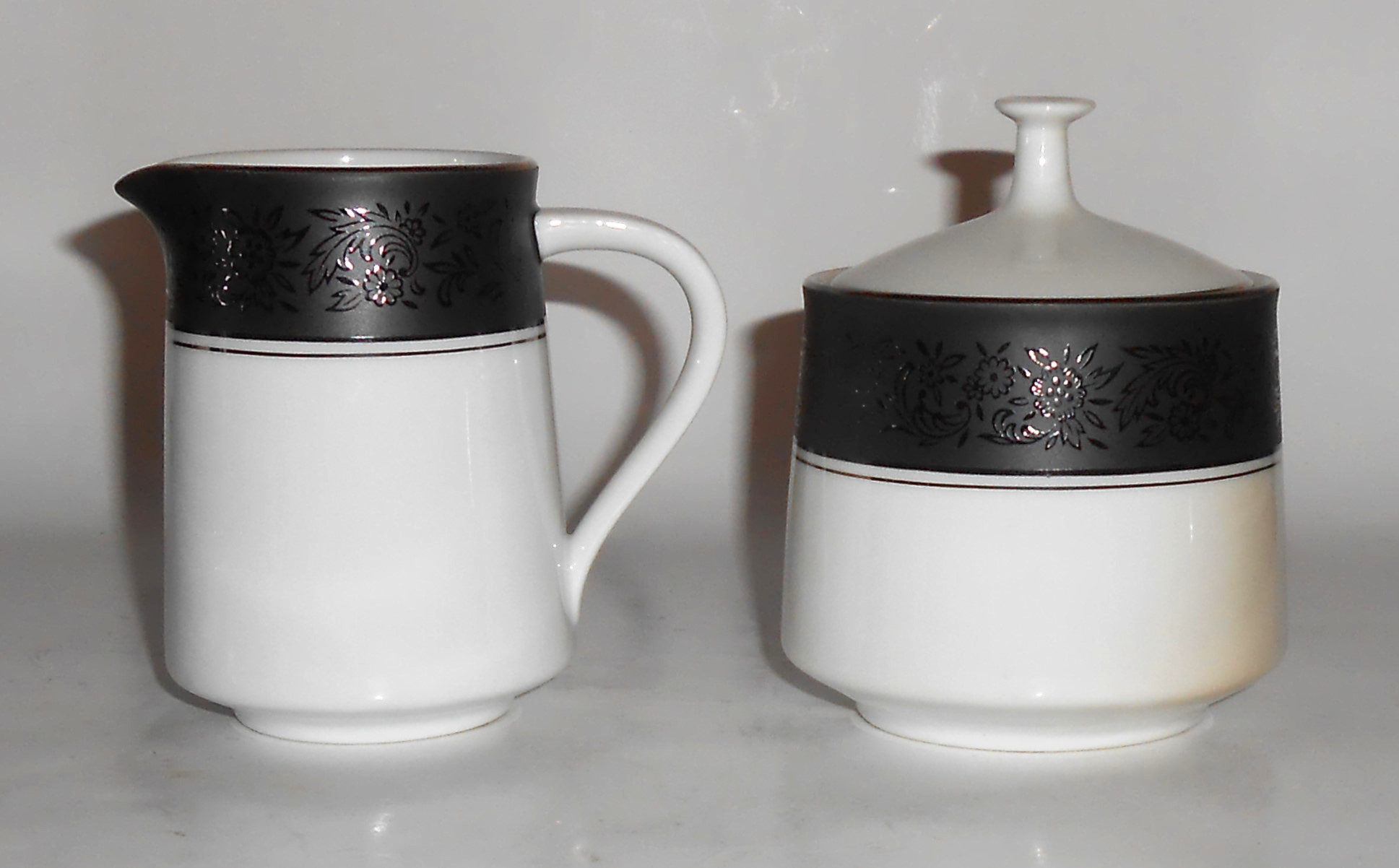 Noritake China Porcelain Mirano Creamer/Sugar Bowl Set